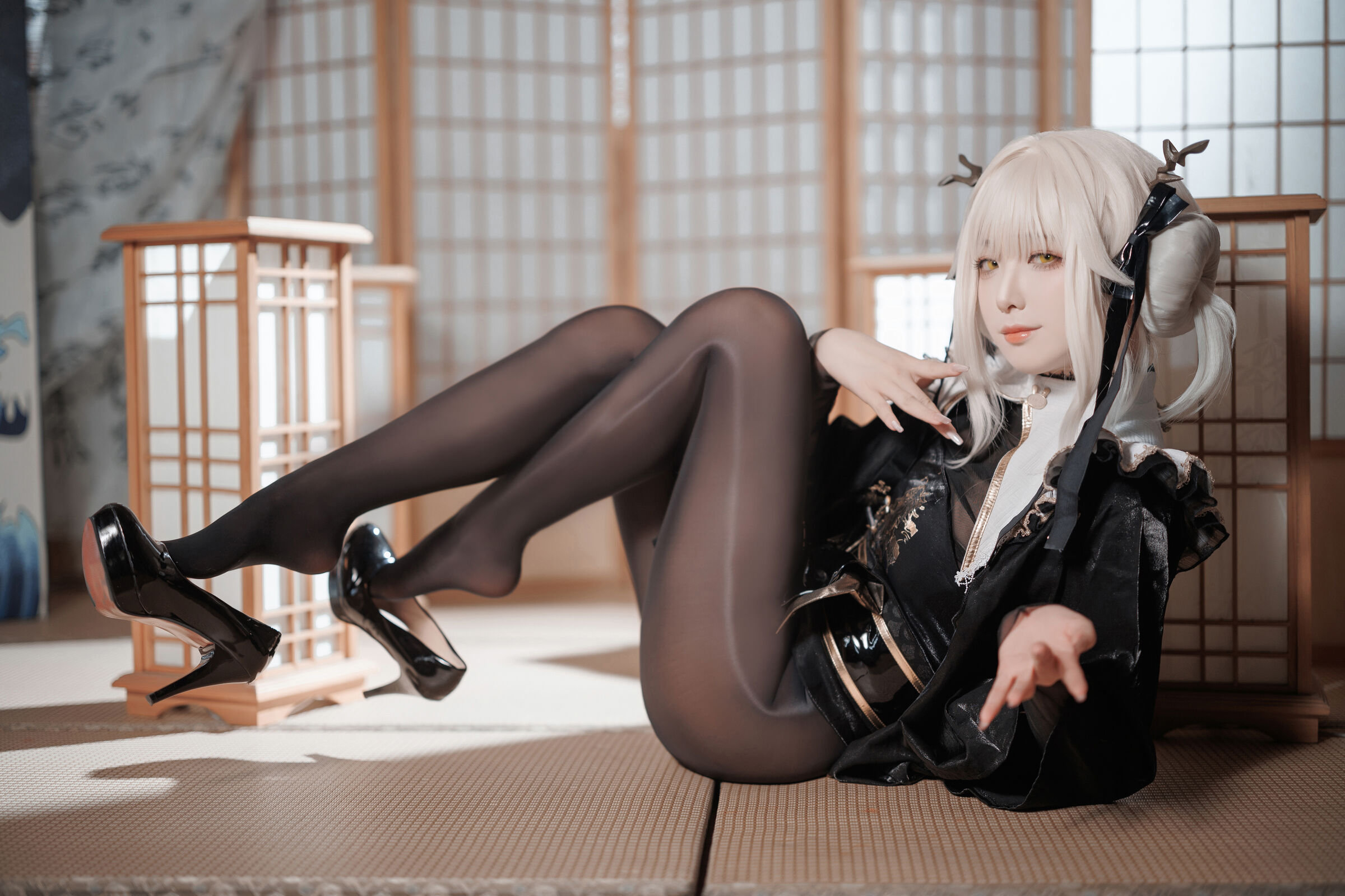 Fengjiang v Nikke White Rabbit Blaner Kimono