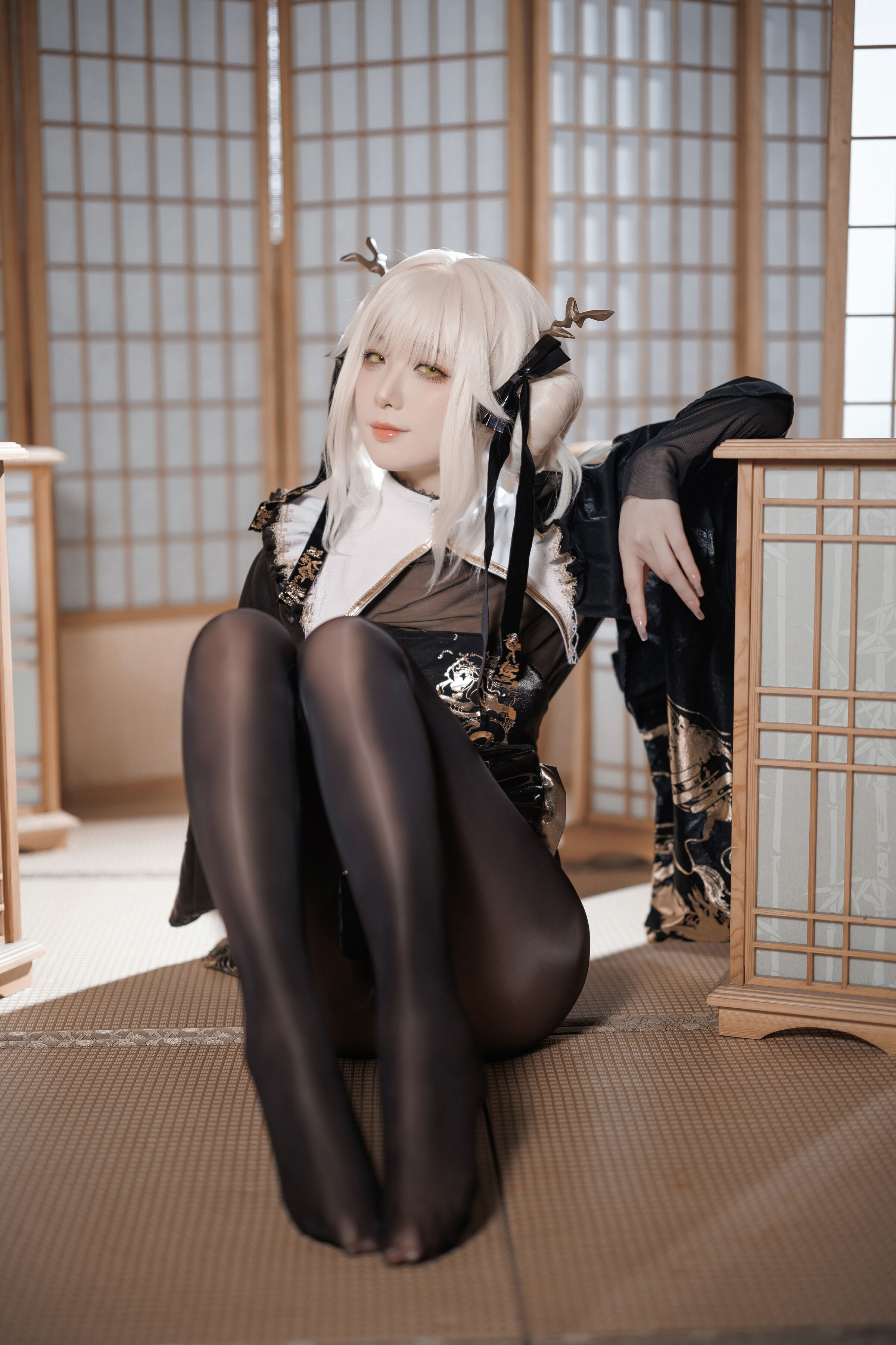 Fengjiang v Nikke White Rabbit Blaner Kimono