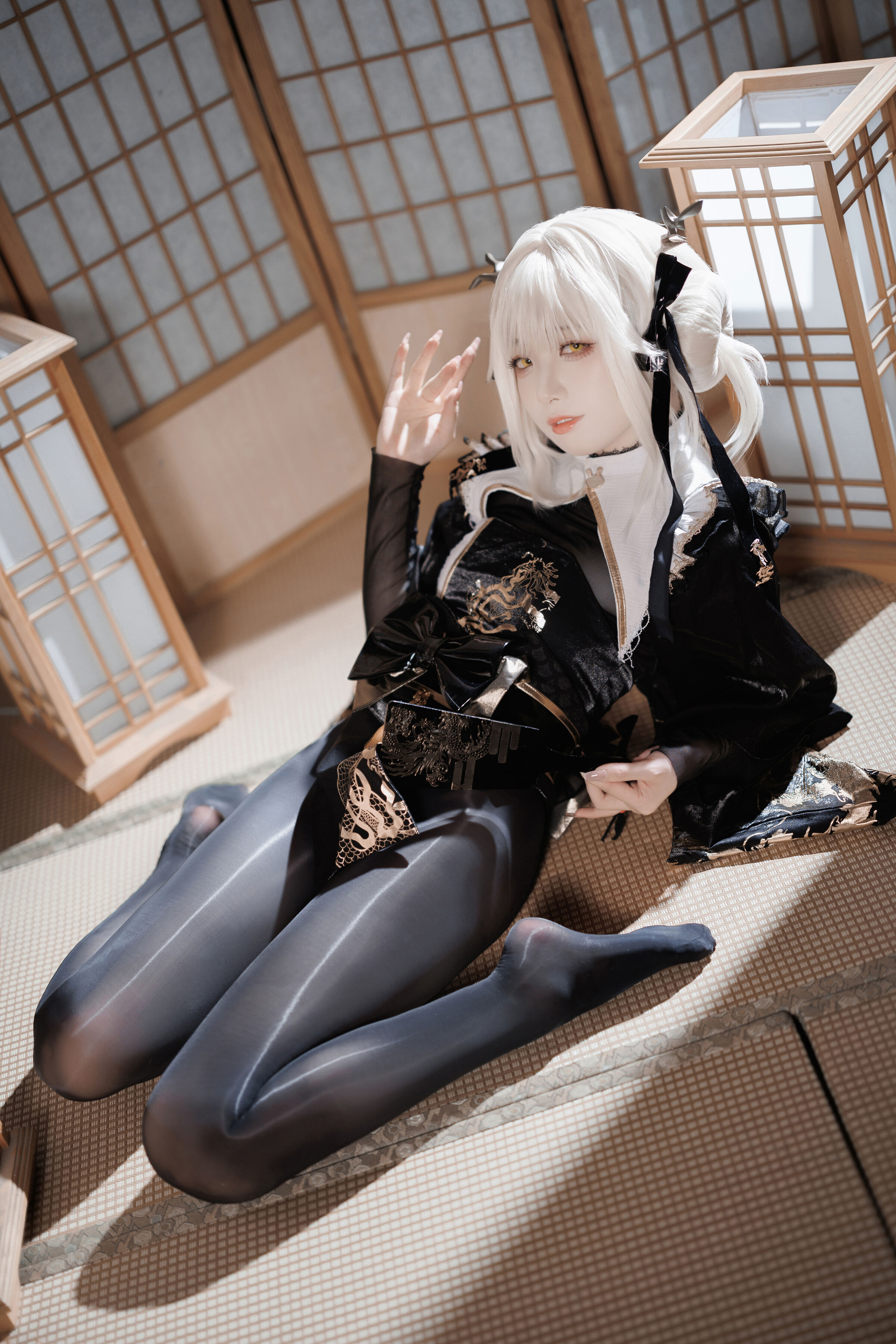 Fengjiang v Nikke White Rabbit Blaner Kimono