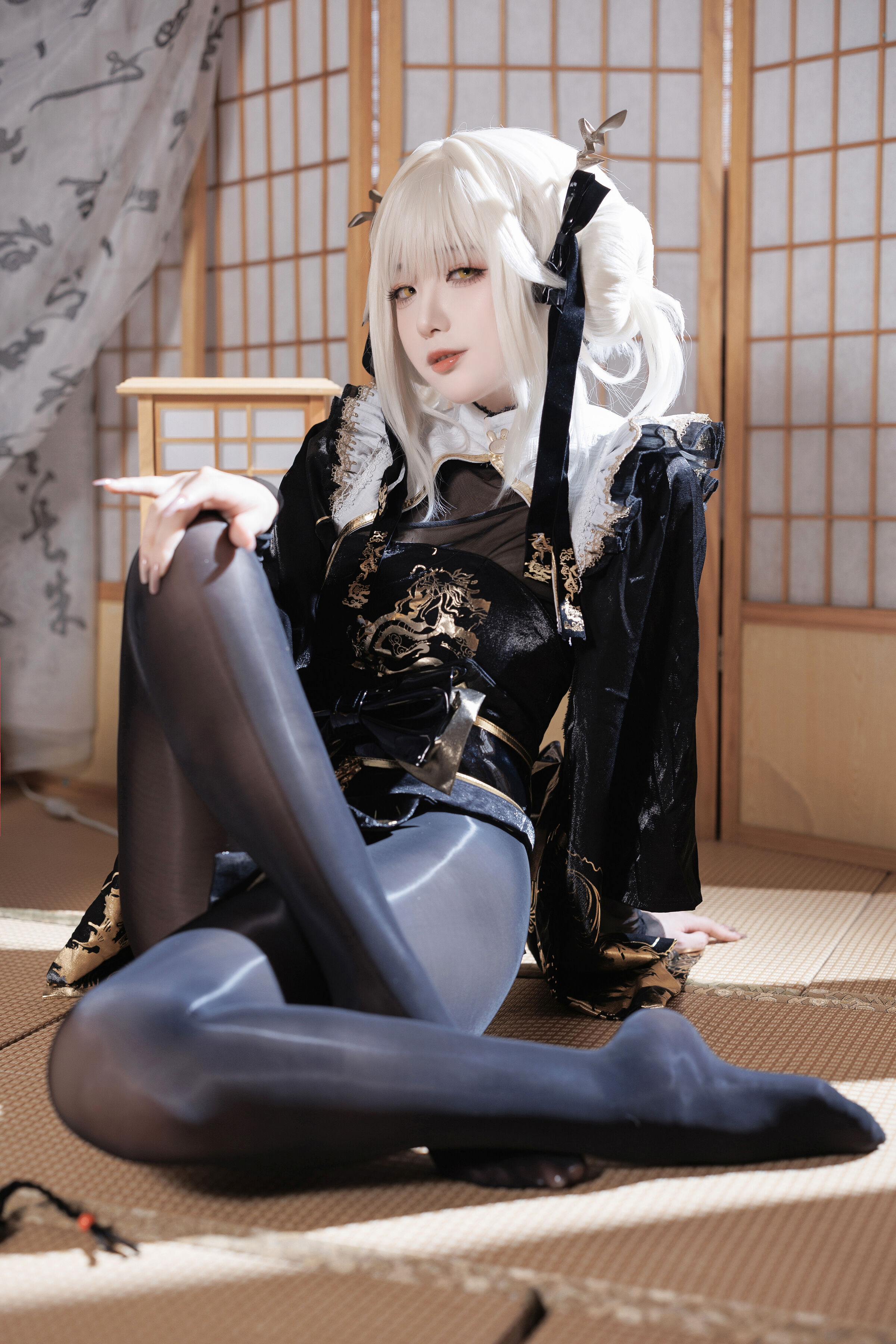 Fengjiang v Nikke White Rabbit Blaner Kimono