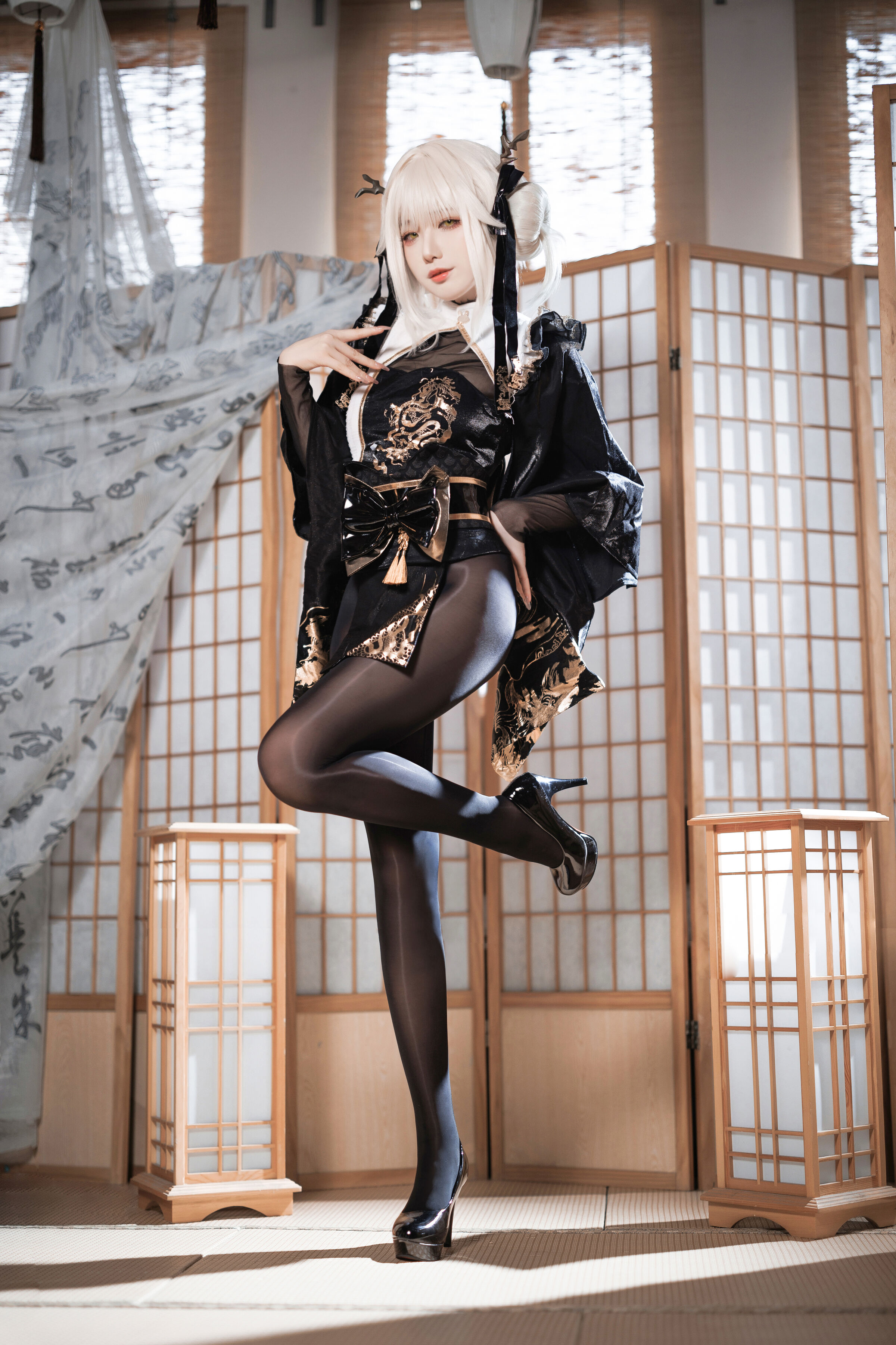 Fengjiang v Nikke White Rabbit Blaner Kimono