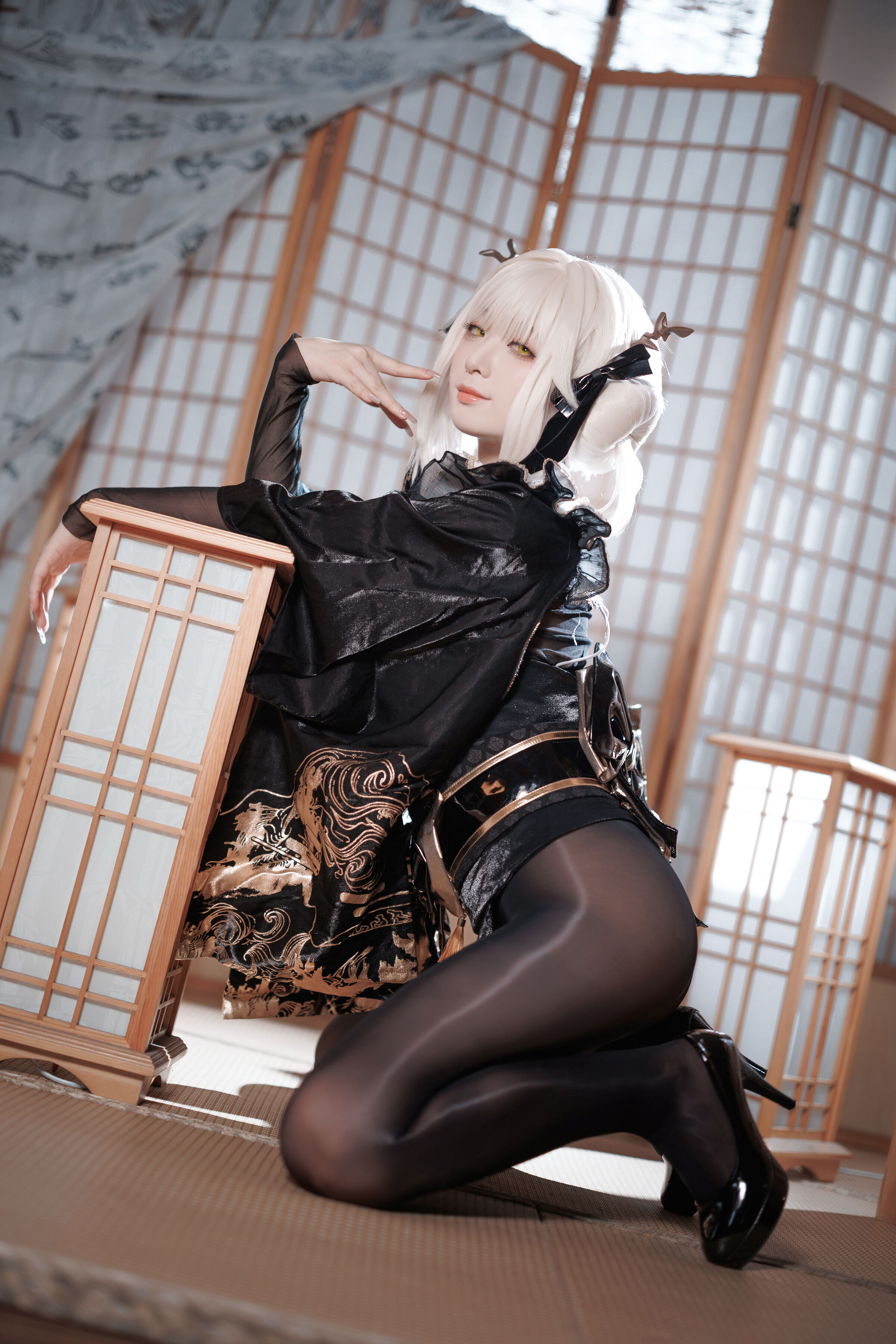 Fengjiang v Nikke White Rabbit Blaner Kimono