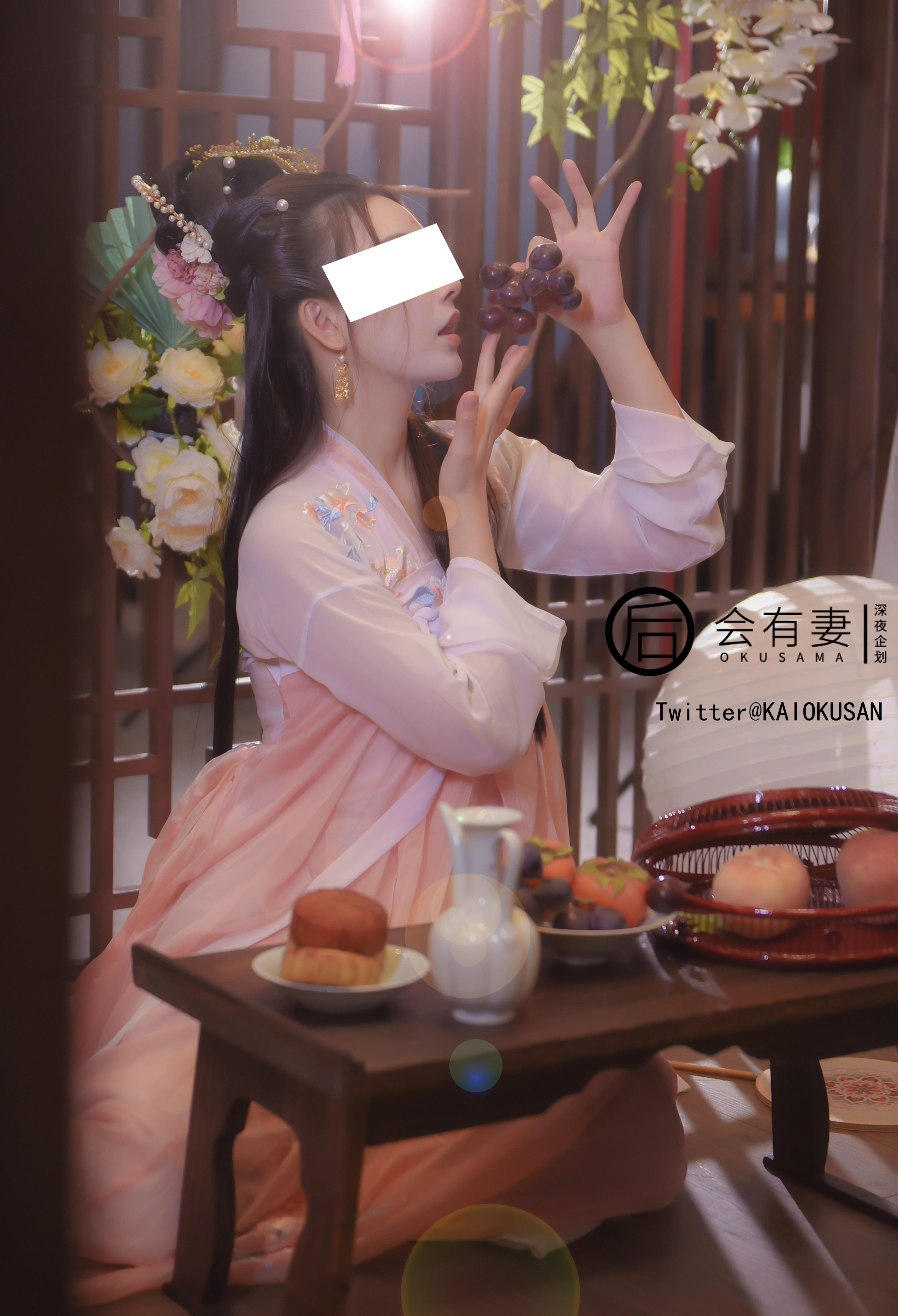 Sẽ có một người vợ - Fairy Chang'e thủ dâm trong sự trống rỗng ở Cung điện Guanghan