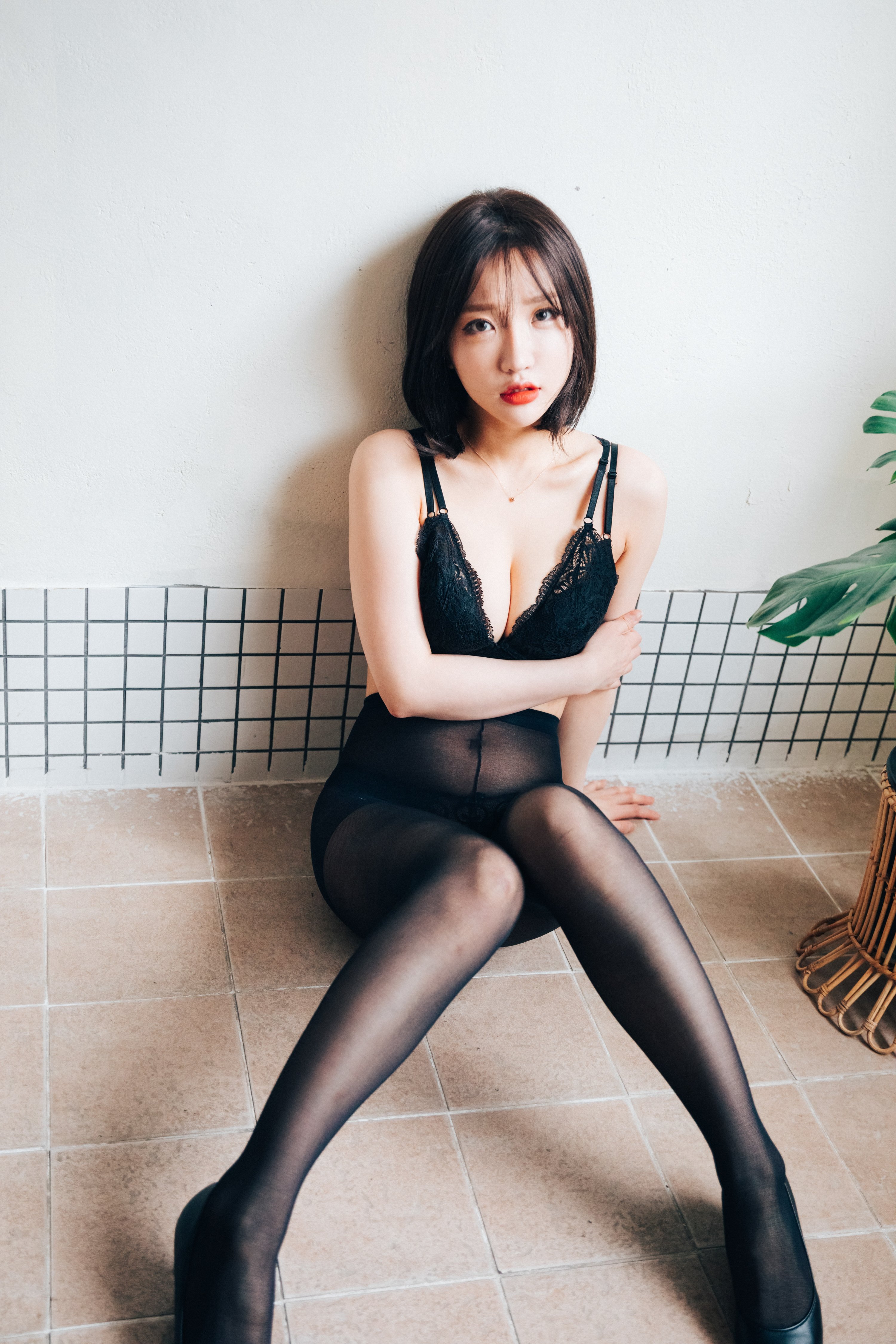 [Loozy] Ye -Eun 손예은 - Vol.1 + 10V của OfficeGirl
