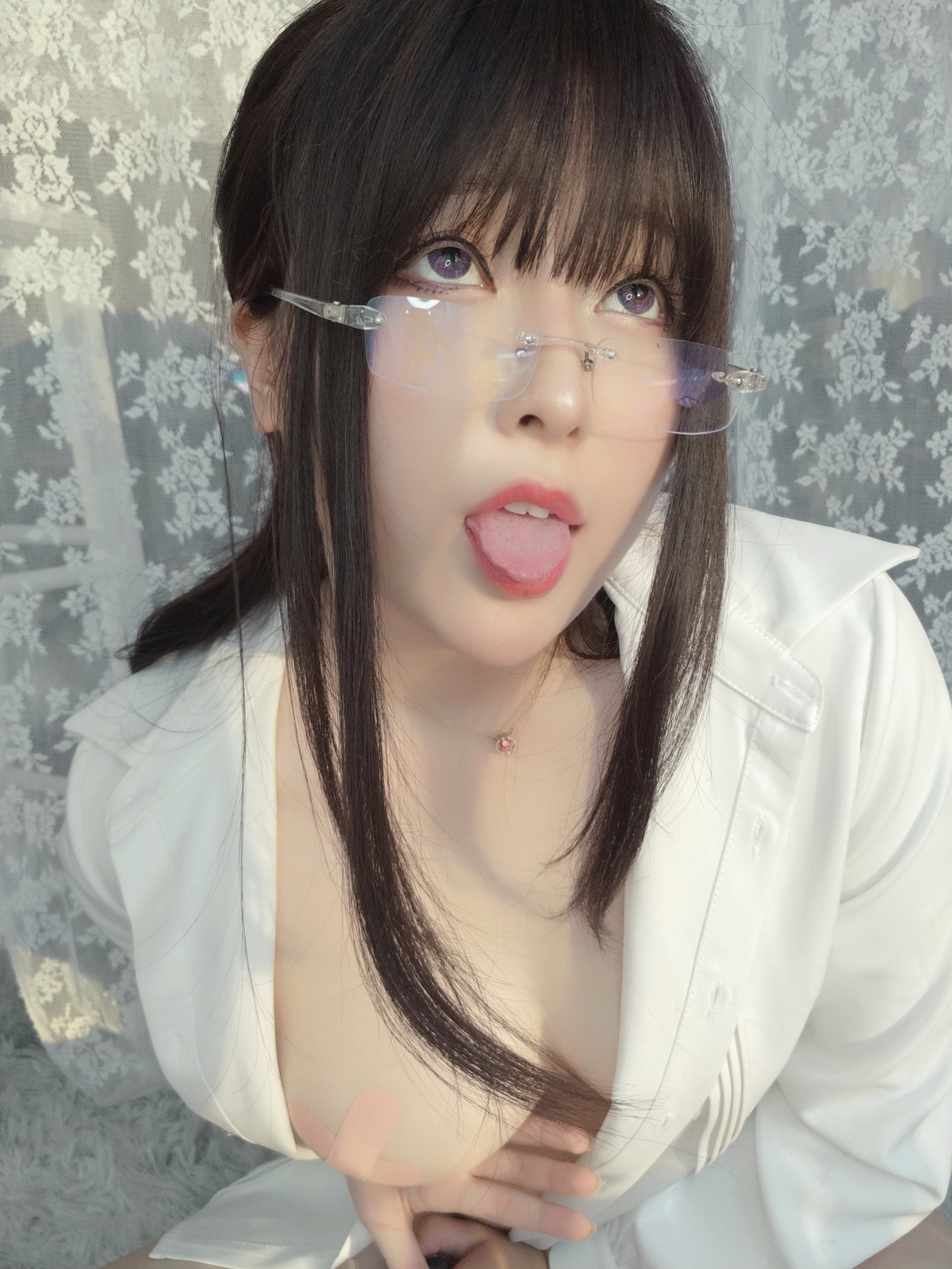 Xiao Rongzai Guguguw - Band -Mouth Ol + V