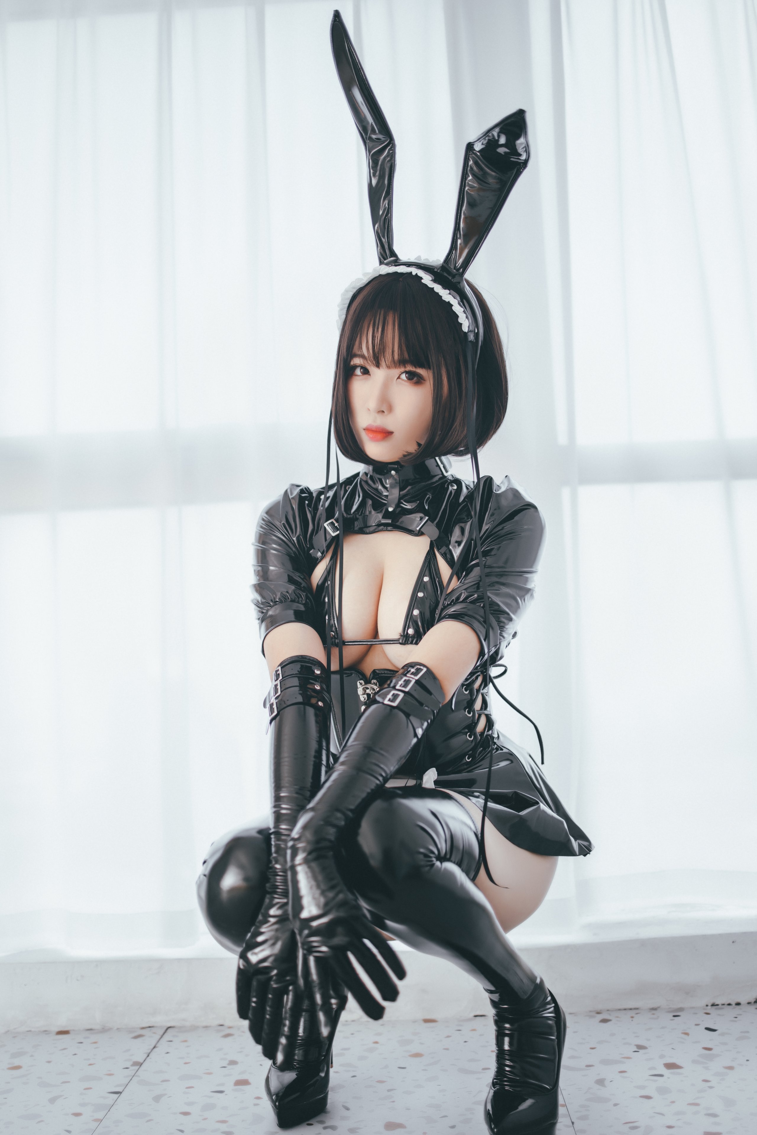Chị gái Xuan Xiao - Bunny Girl Maid