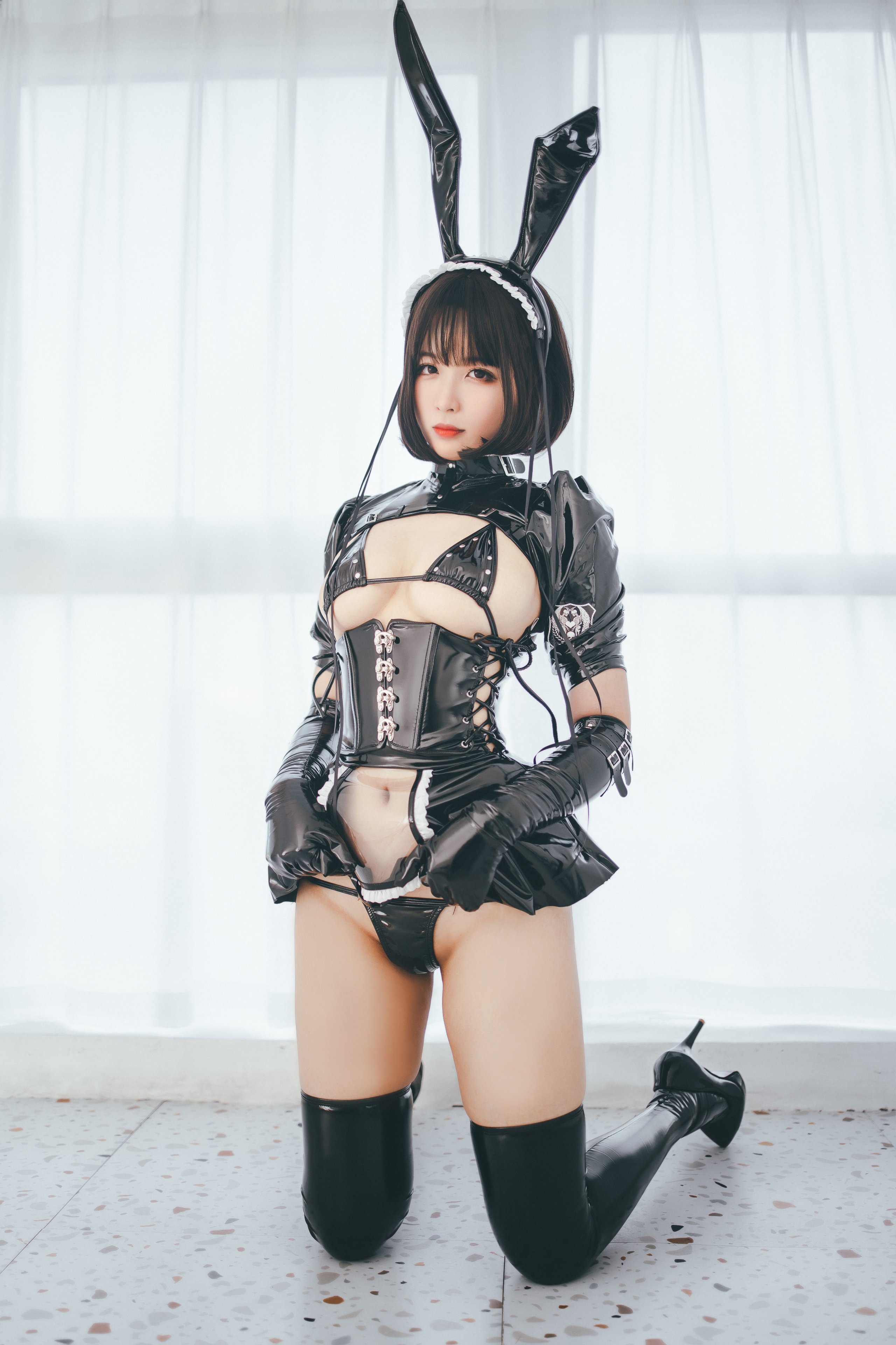 Chị gái Xuan Xiao - Bunny Girl Maid