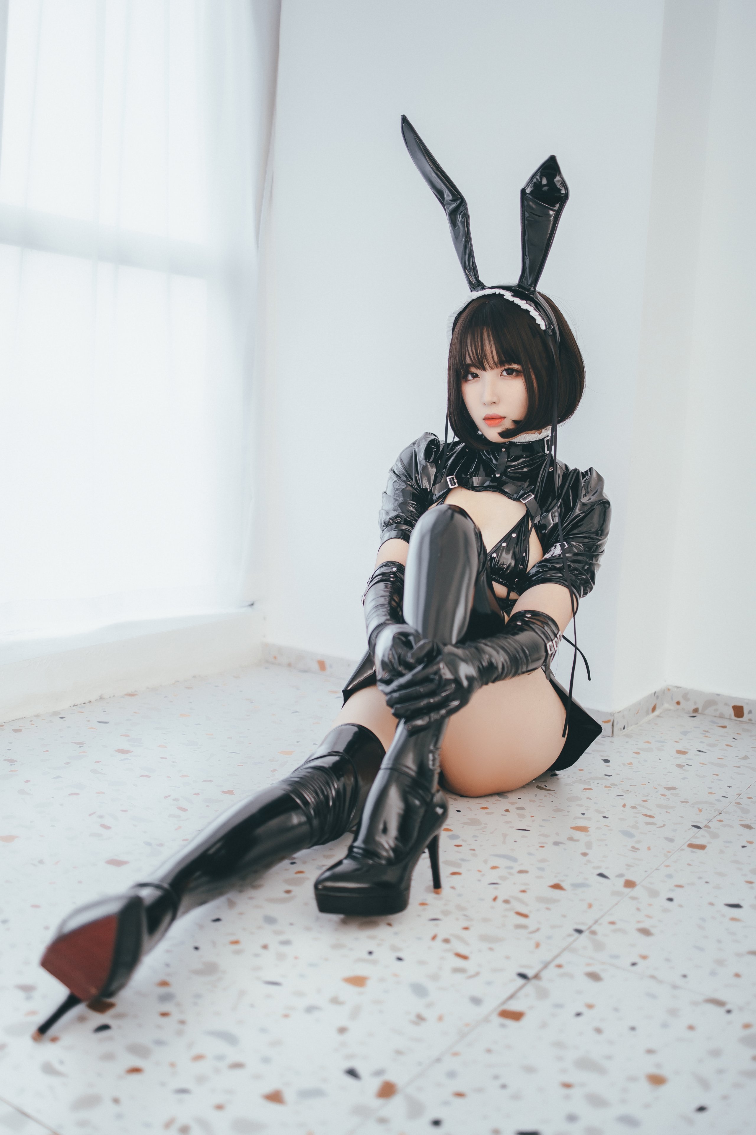 Chị gái Xuan Xiao - Bunny Girl Maid