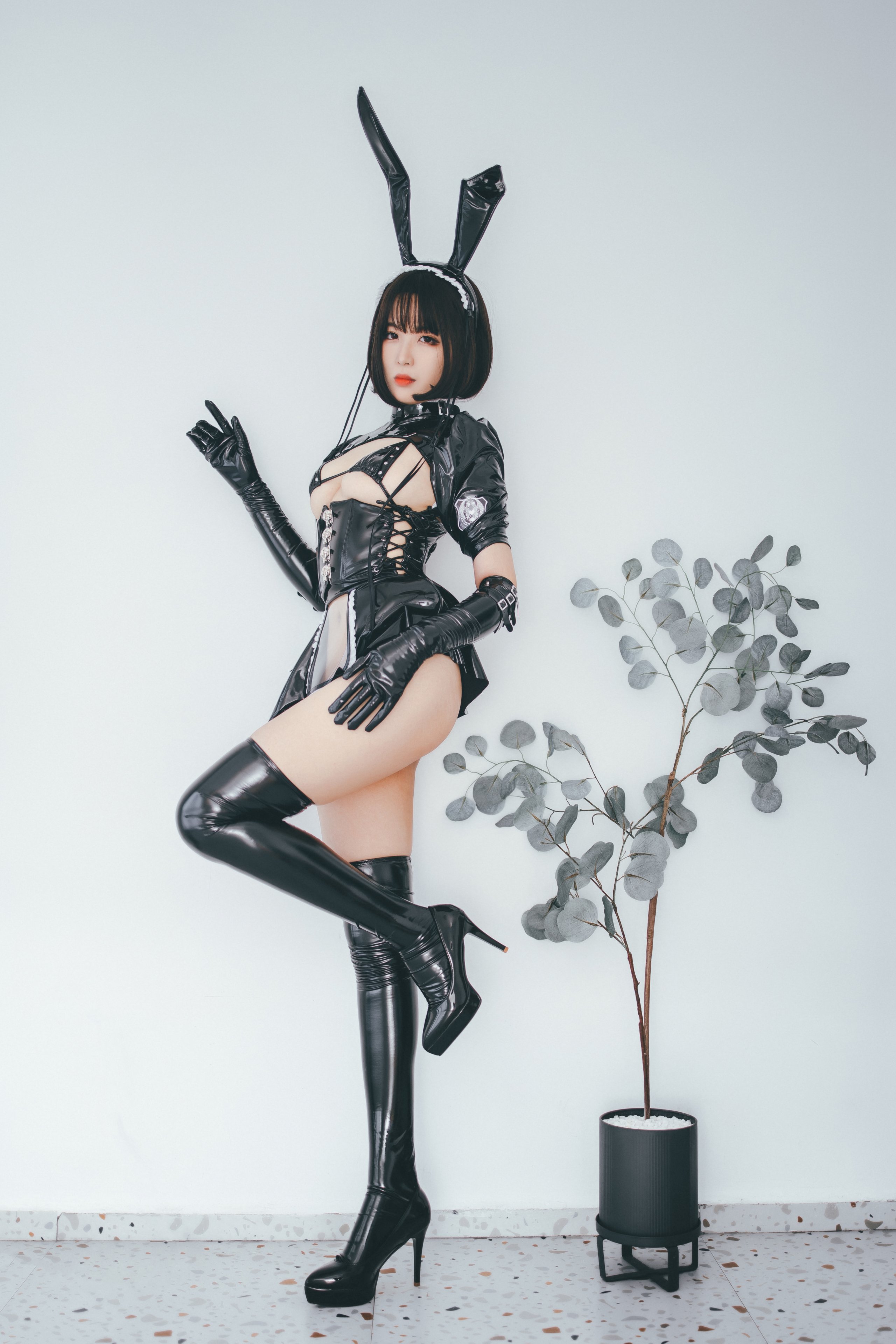 Chị gái Xuan Xiao - Bunny Girl Maid