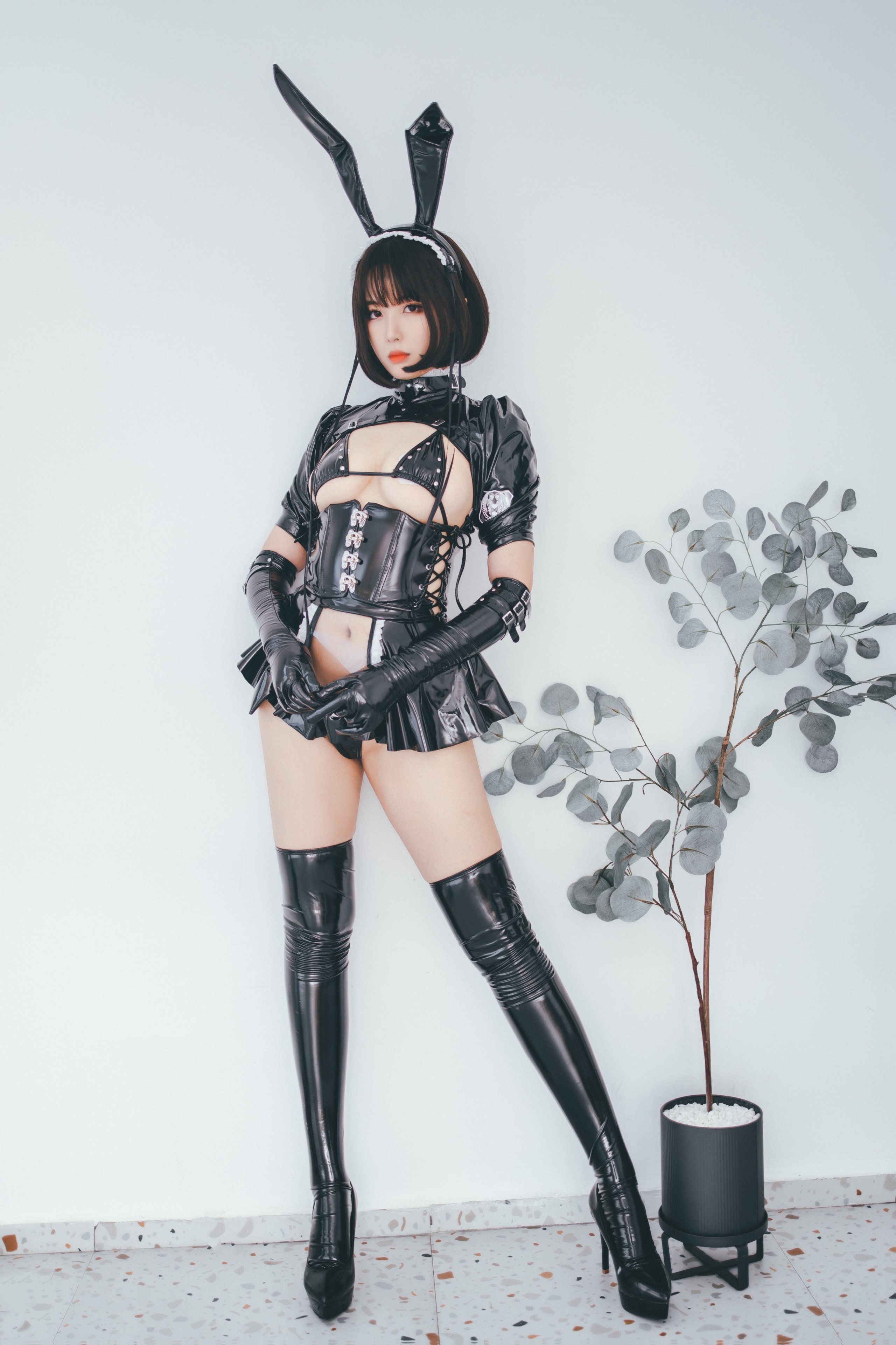 Chị gái Xuan Xiao - Bunny Girl Maid