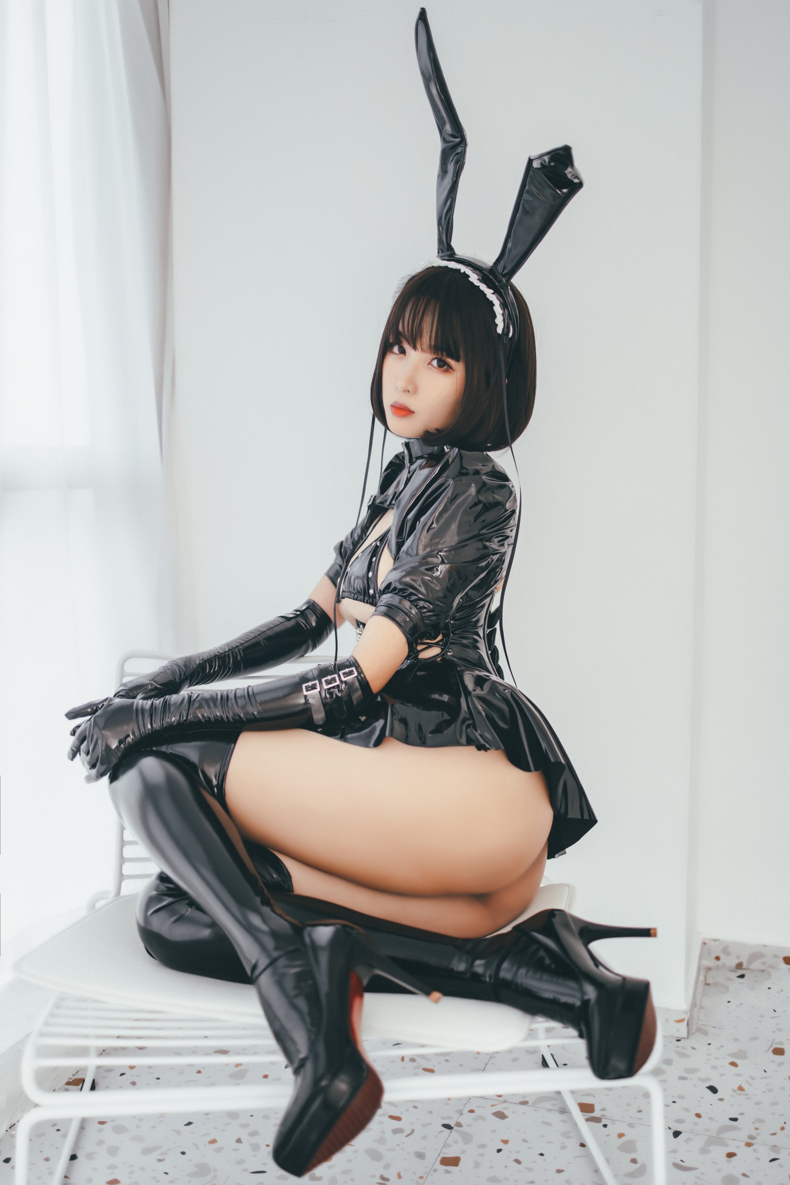Chị gái Xuan Xiao - Bunny Girl Maid