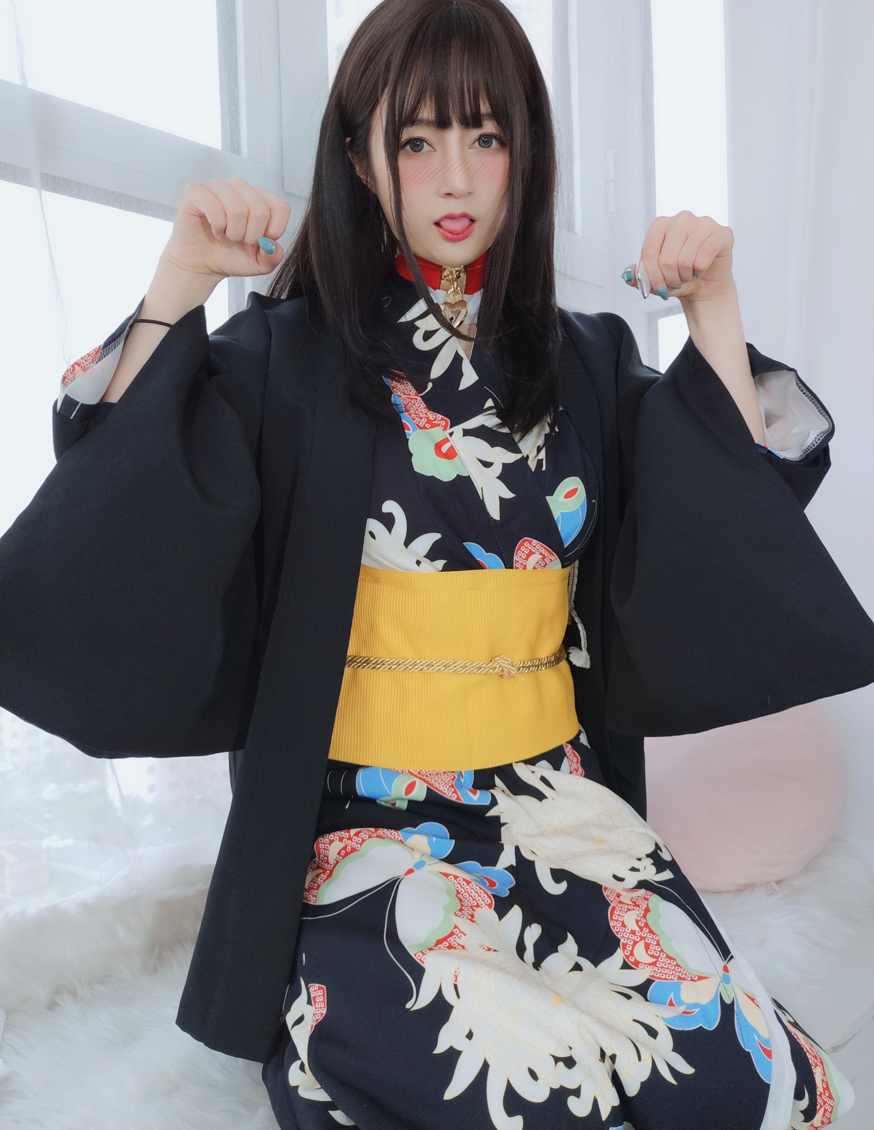 Bạc 81 - Bí mật dưới kimono + 2V