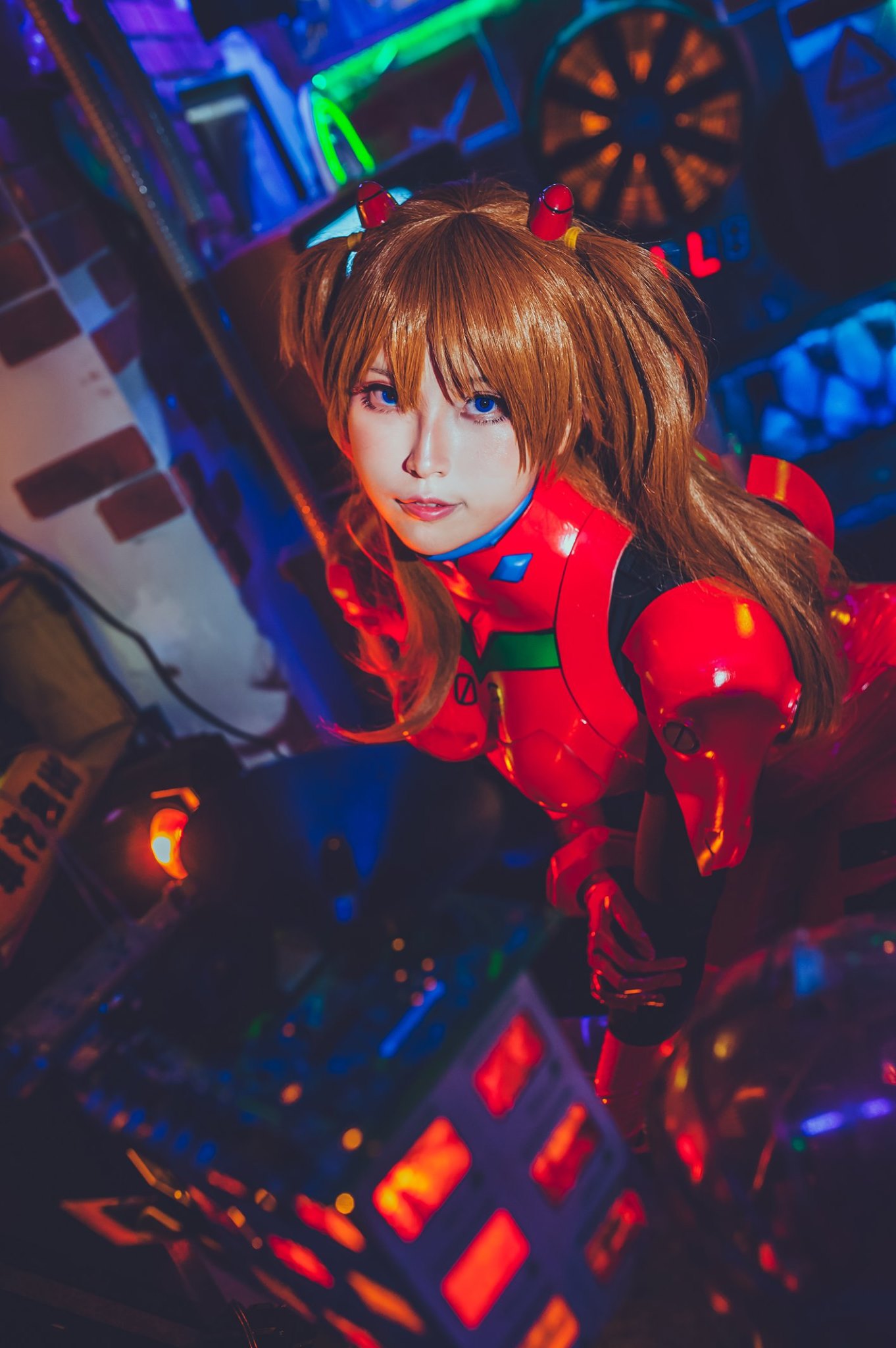 絕對薙薙 lên tàu Cosplayer Asuka Langley