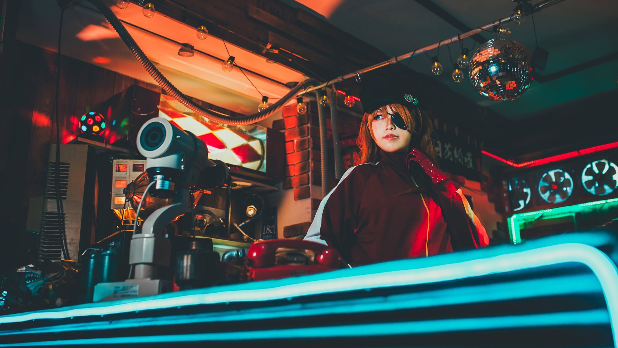 絕對薙薙 lên tàu Cosplayer Asuka Langley