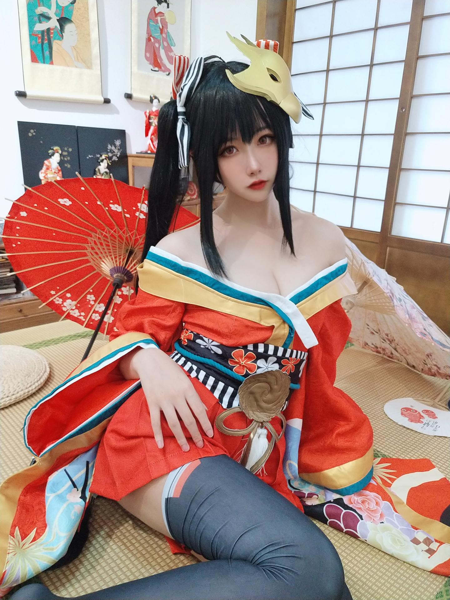 Momoko Kuikui-Dafeng Selfie