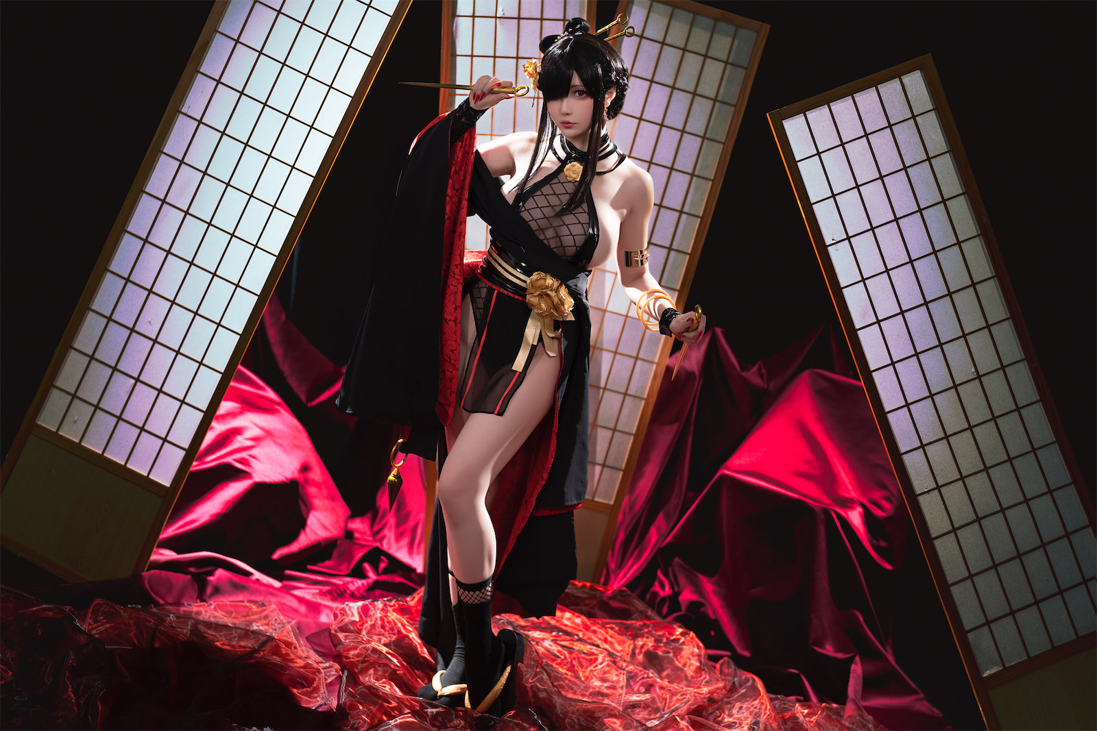Ngôi sao: The Dragon - Sứ mệnh cực kỳ cực kỳ của Bà Yoel 3