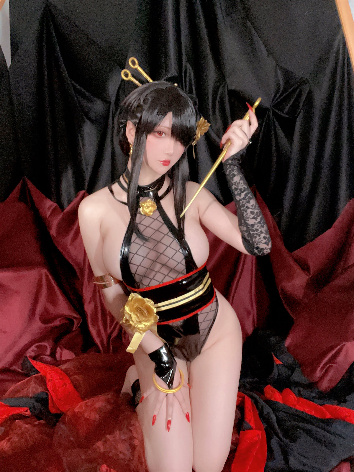 Ngôi sao: The Dragon - Sứ mệnh cực kỳ cực kỳ của Bà Yoel 3