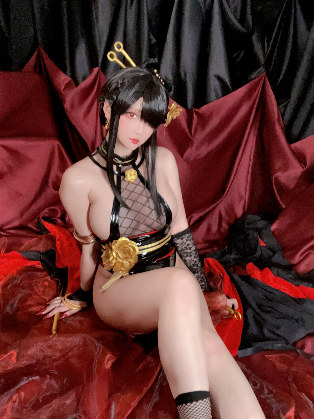 Ngôi sao: The Dragon - Sứ mệnh cực kỳ cực kỳ của Bà Yoel 3