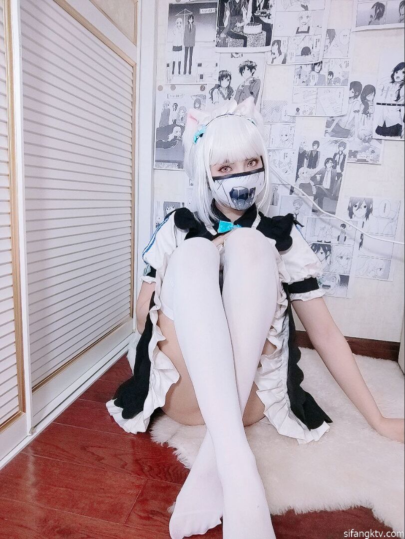 Miao meo meo nước sốt sô cô la và vani vani