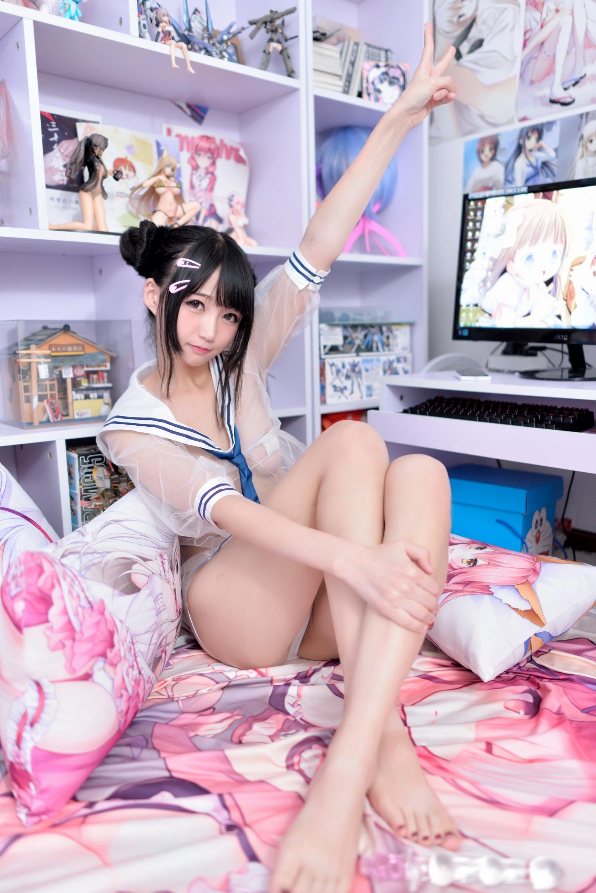 Nagisa Monster Meow - Video Game Girl