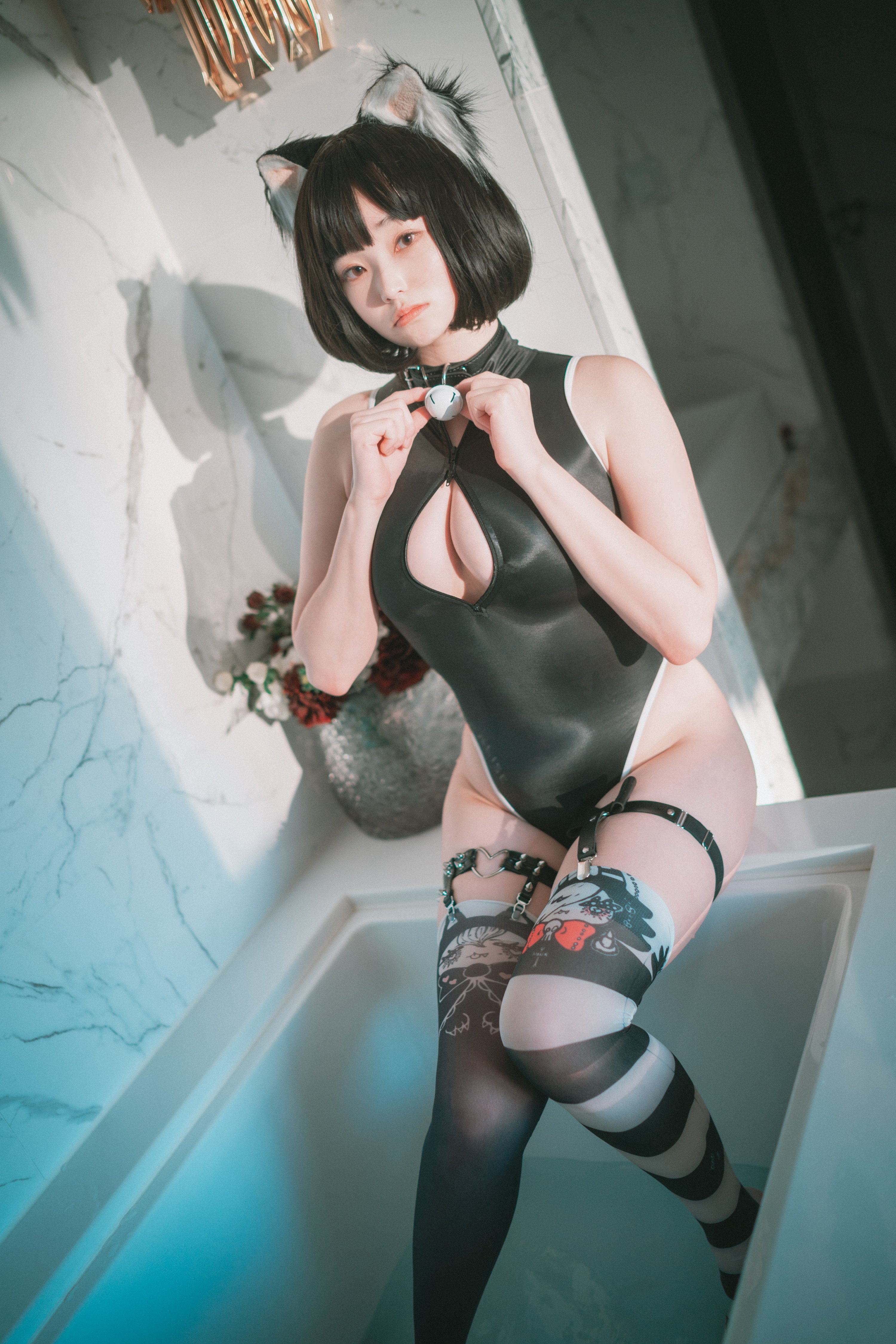 [Djawa] Bambi 밤비 - Con mèo ghét vòi hoa sen