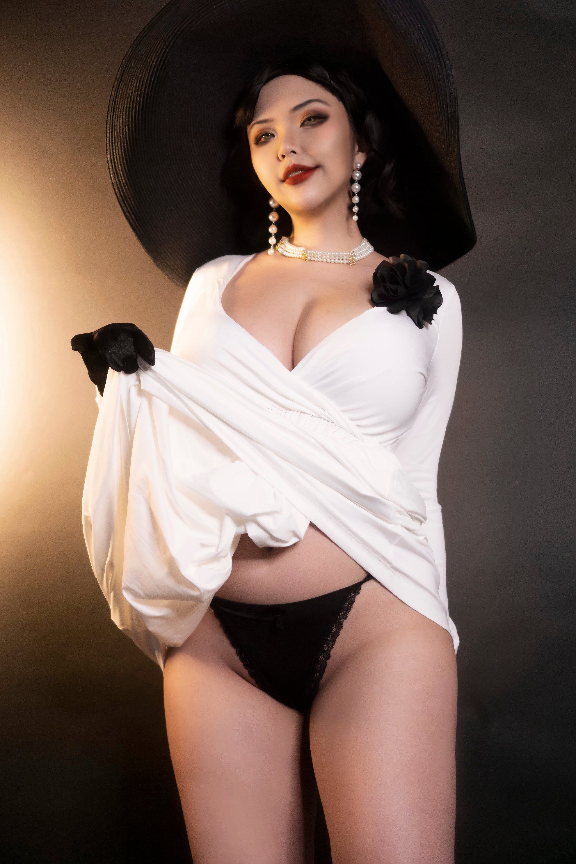 Hana Bunny - Lady Dimitrescu (Resident Evil)