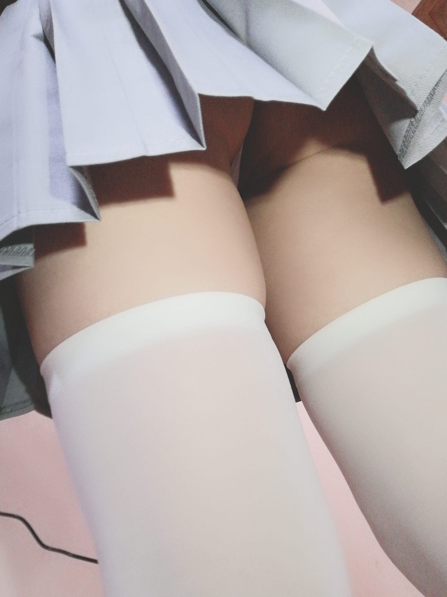 Taro Round Suizi SJ - lụa trắng JK