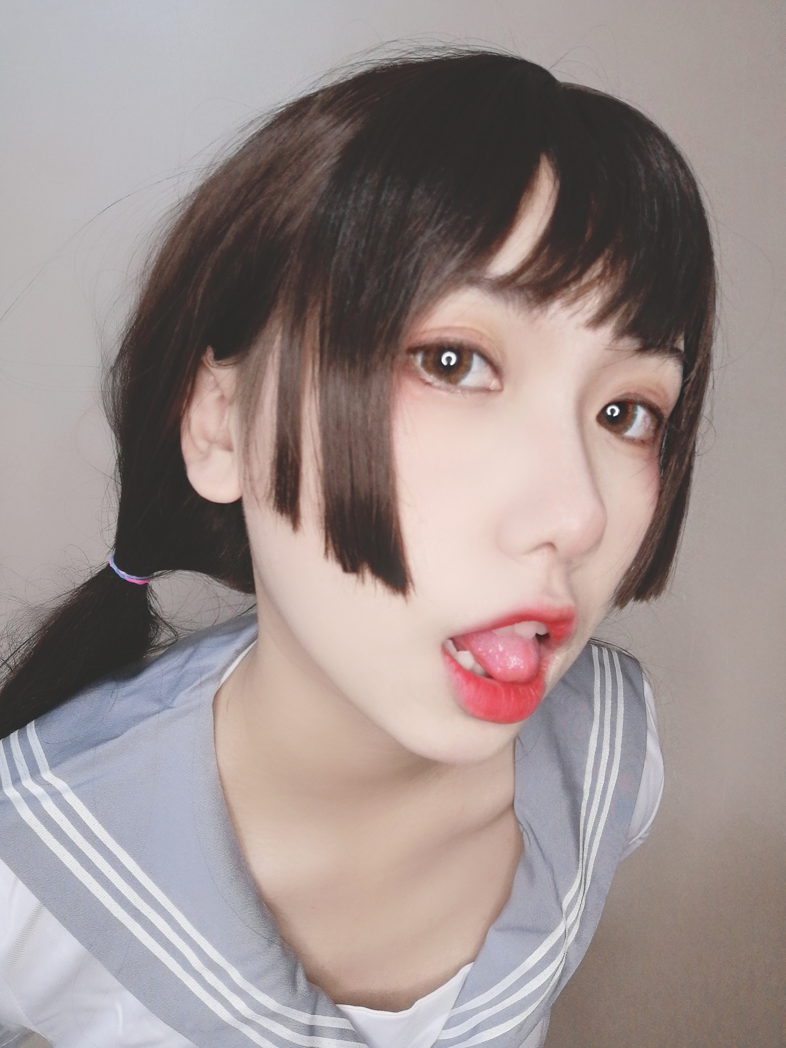 Taro Round Suizi SJ - lụa trắng JK