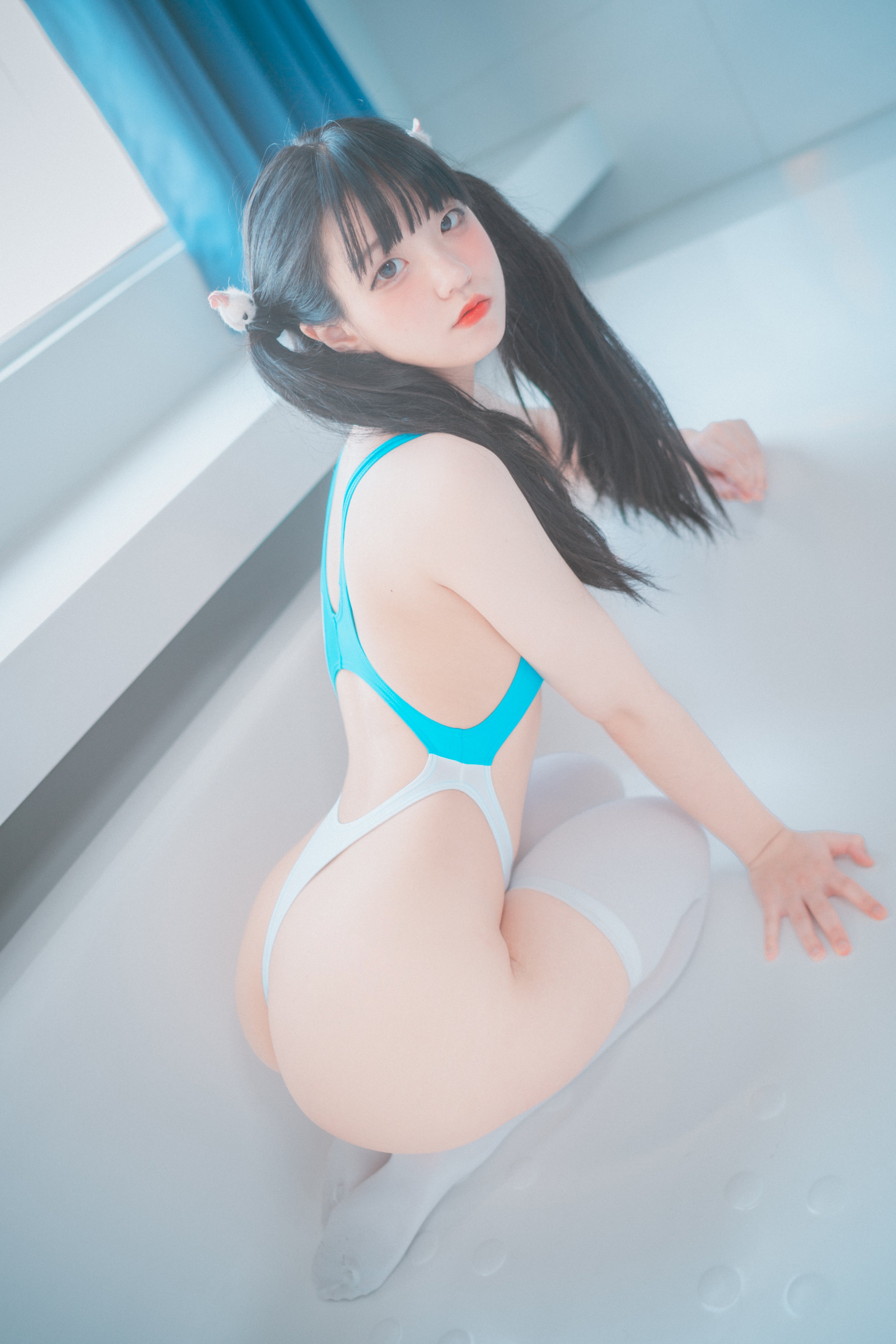 [Djawa] Jenny - Bài học bơi #3