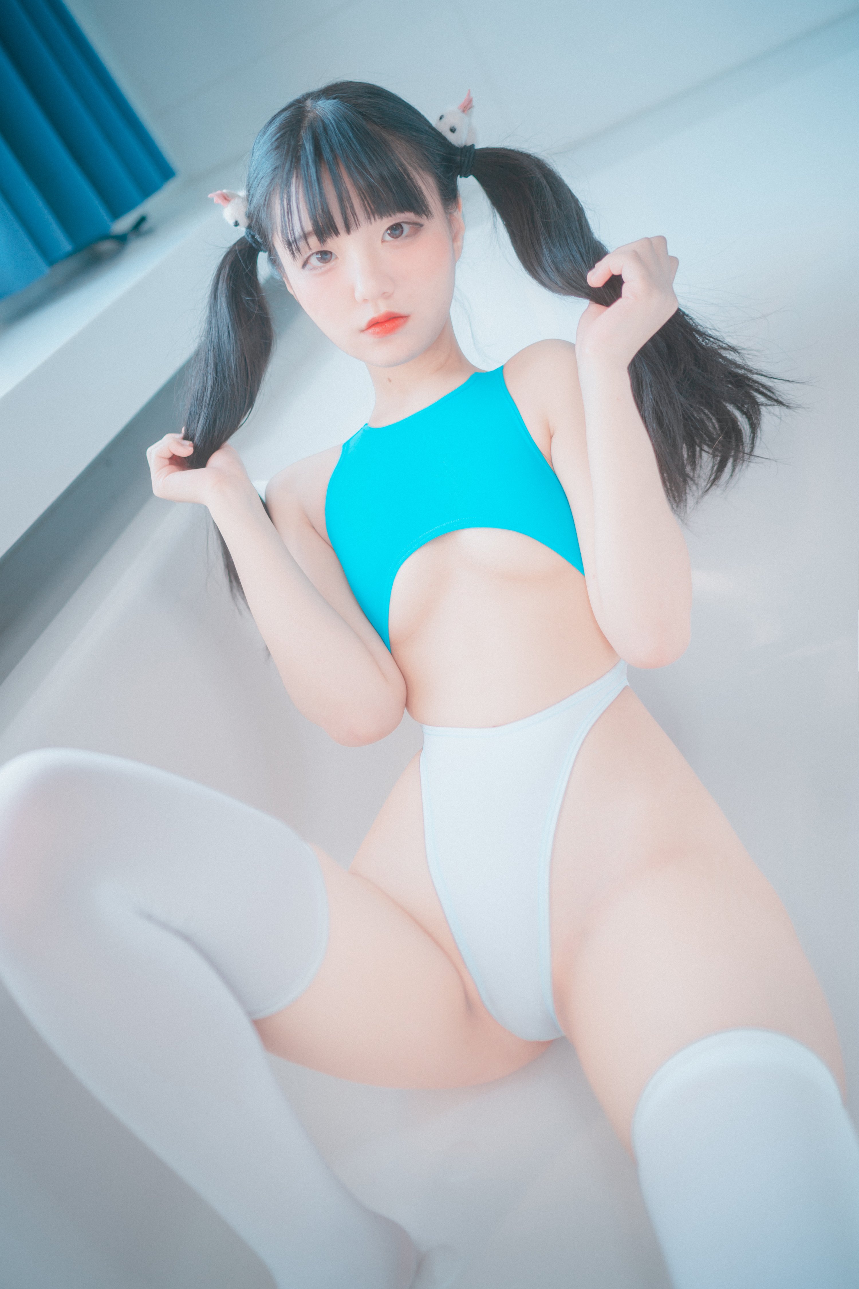 [Djawa] Jenny - Bài học bơi #3