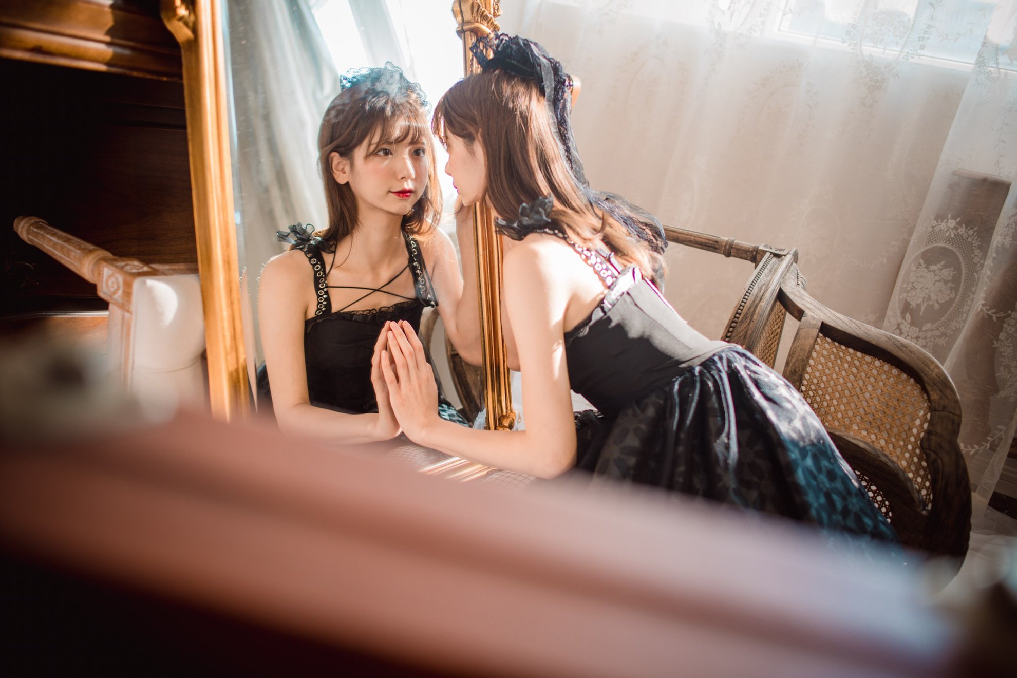 Lu Qing Khánh-Lolita