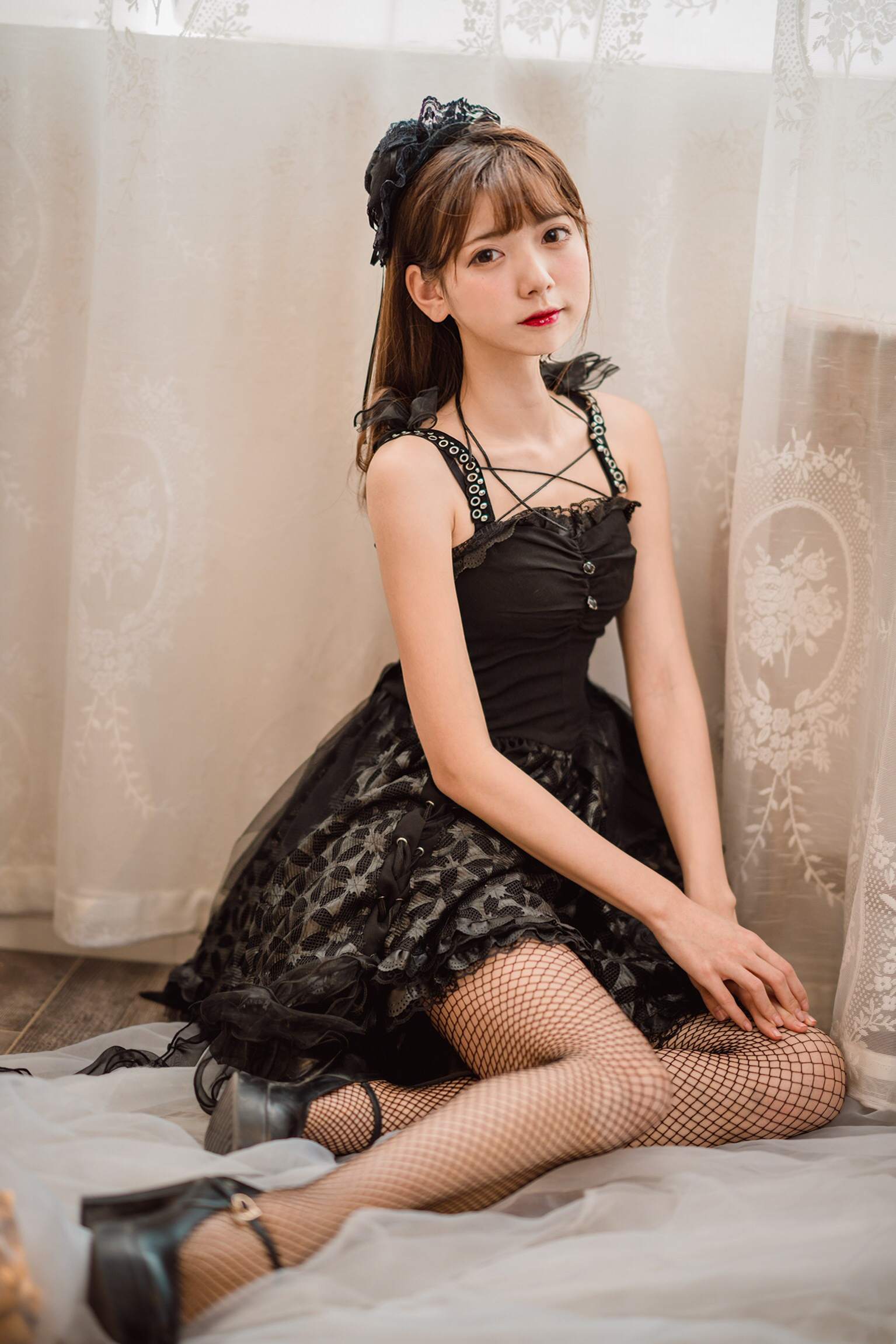 Lu Qing Khánh-Lolita