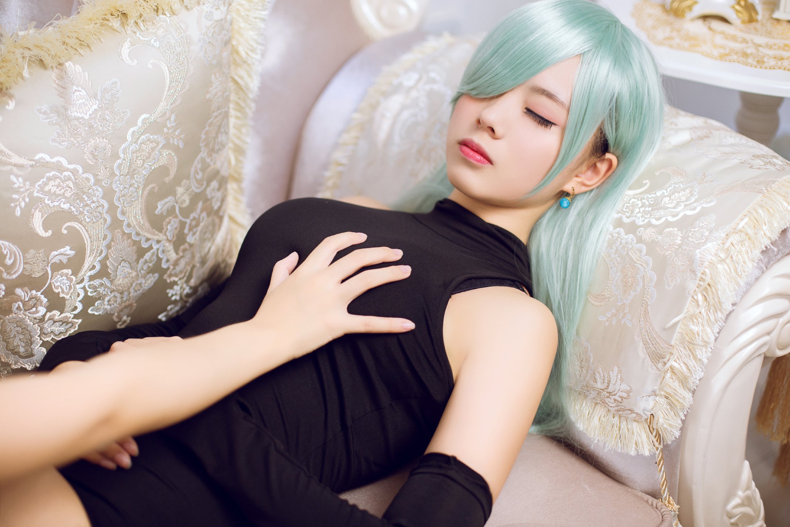 Ono Girl - Elizabeth