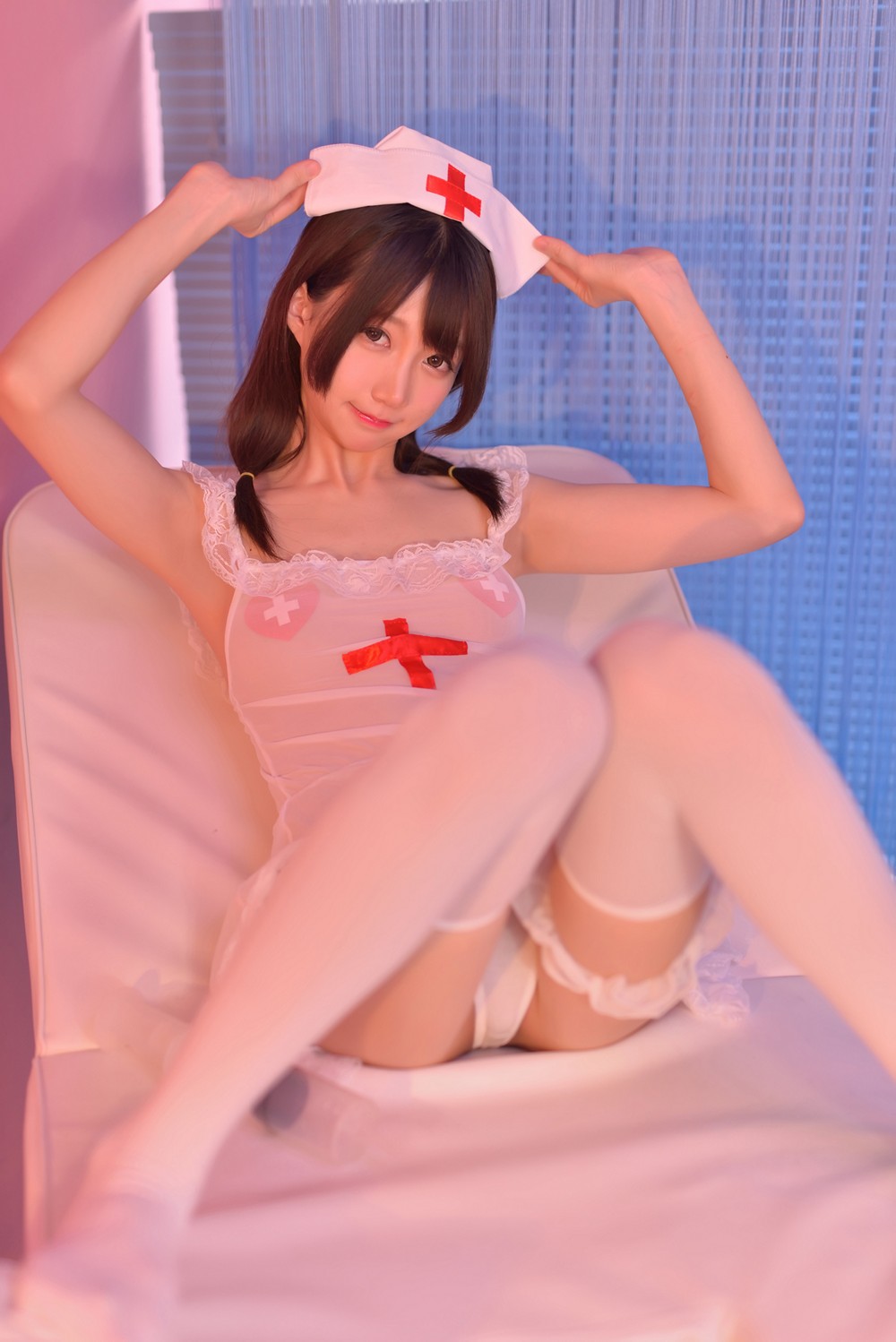 Nagisa Monster Meow - Những người chăm sóc gợi cảm