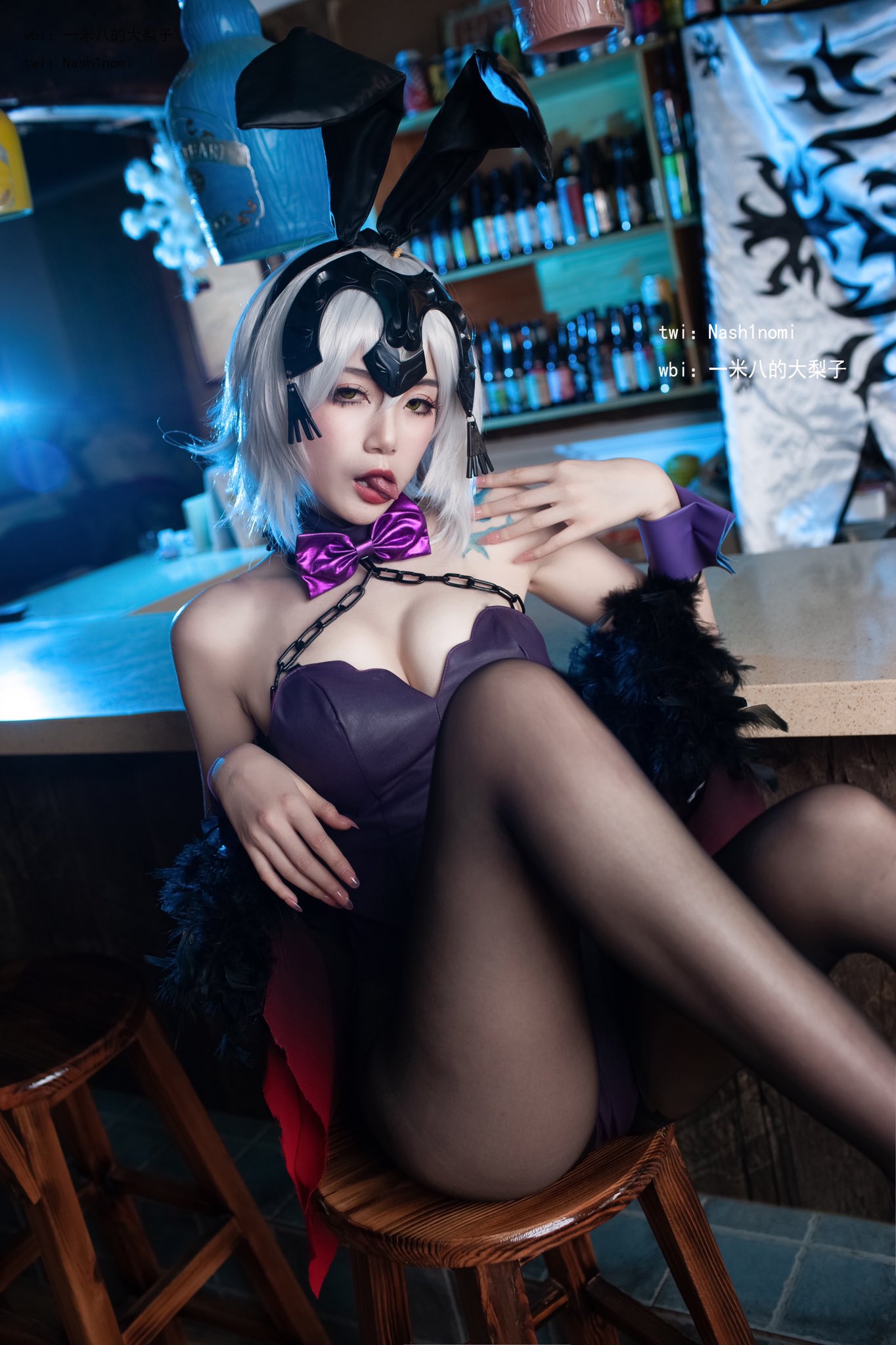 Lê cao 1,8 mét - Black Joan của Arc Bunny Girl