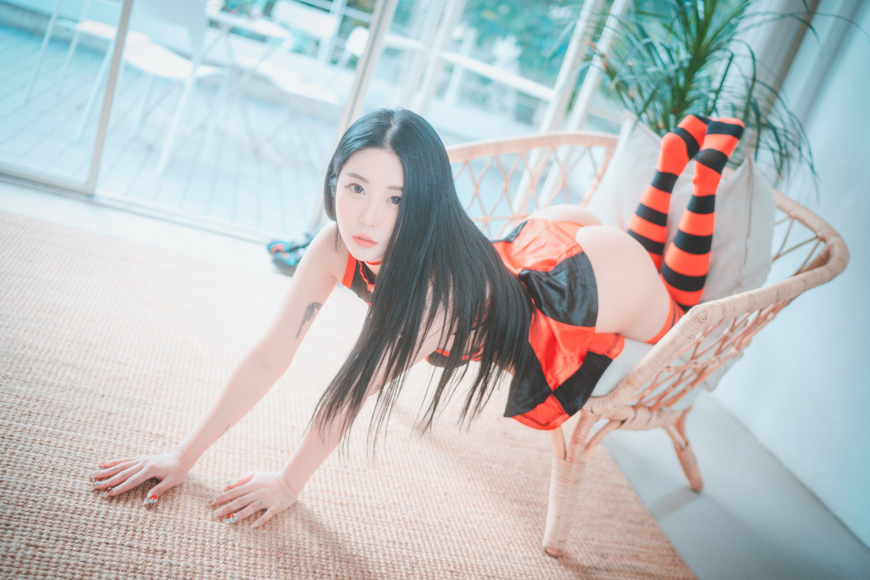 Photo Djawa -Tae RI (Tari) & Bomi - Quỷ dữ 666 & Angel 777