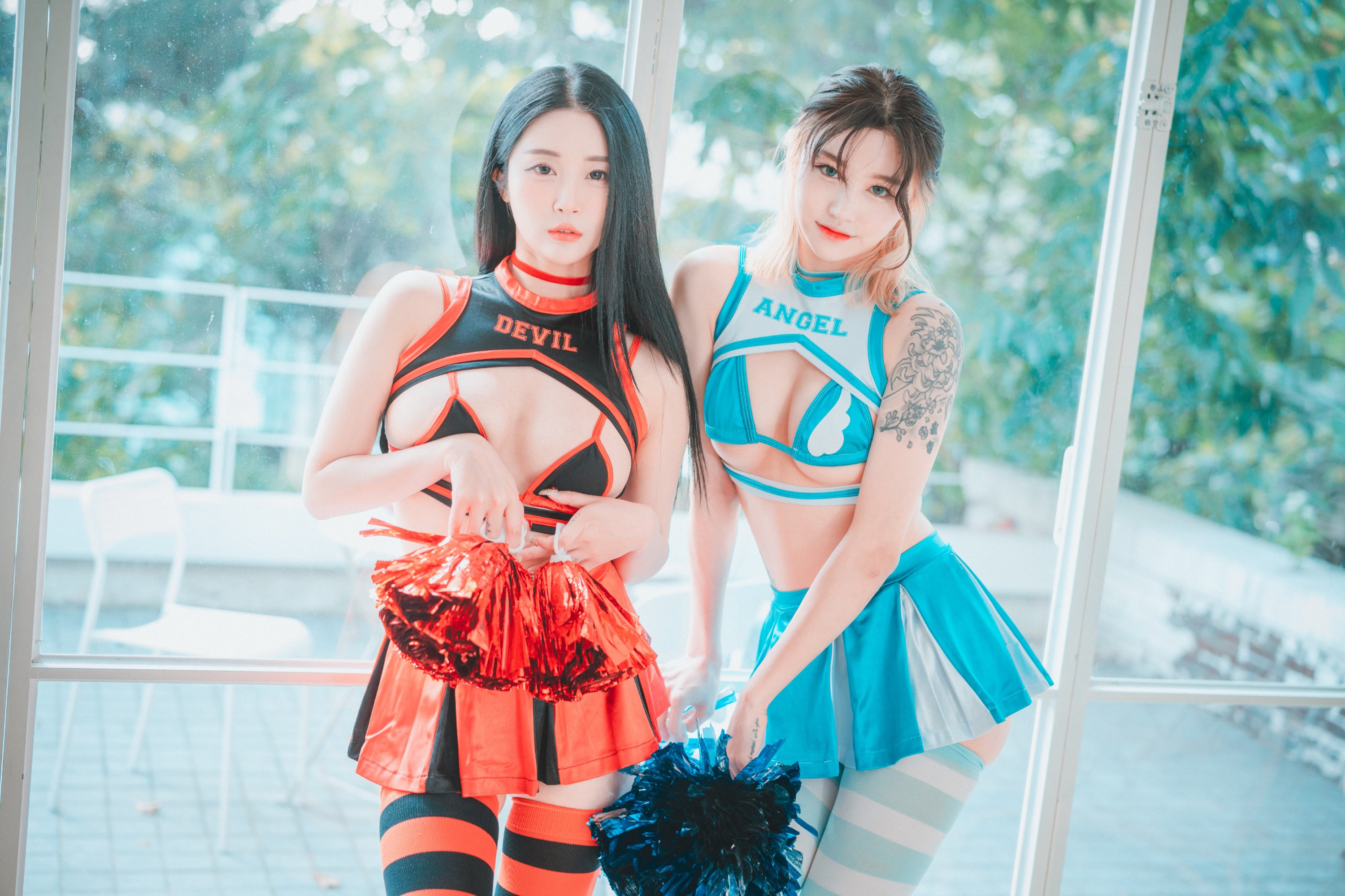 Photo Djawa -Tae RI (Tari) & Bomi - Quỷ dữ 666 & Angel 777