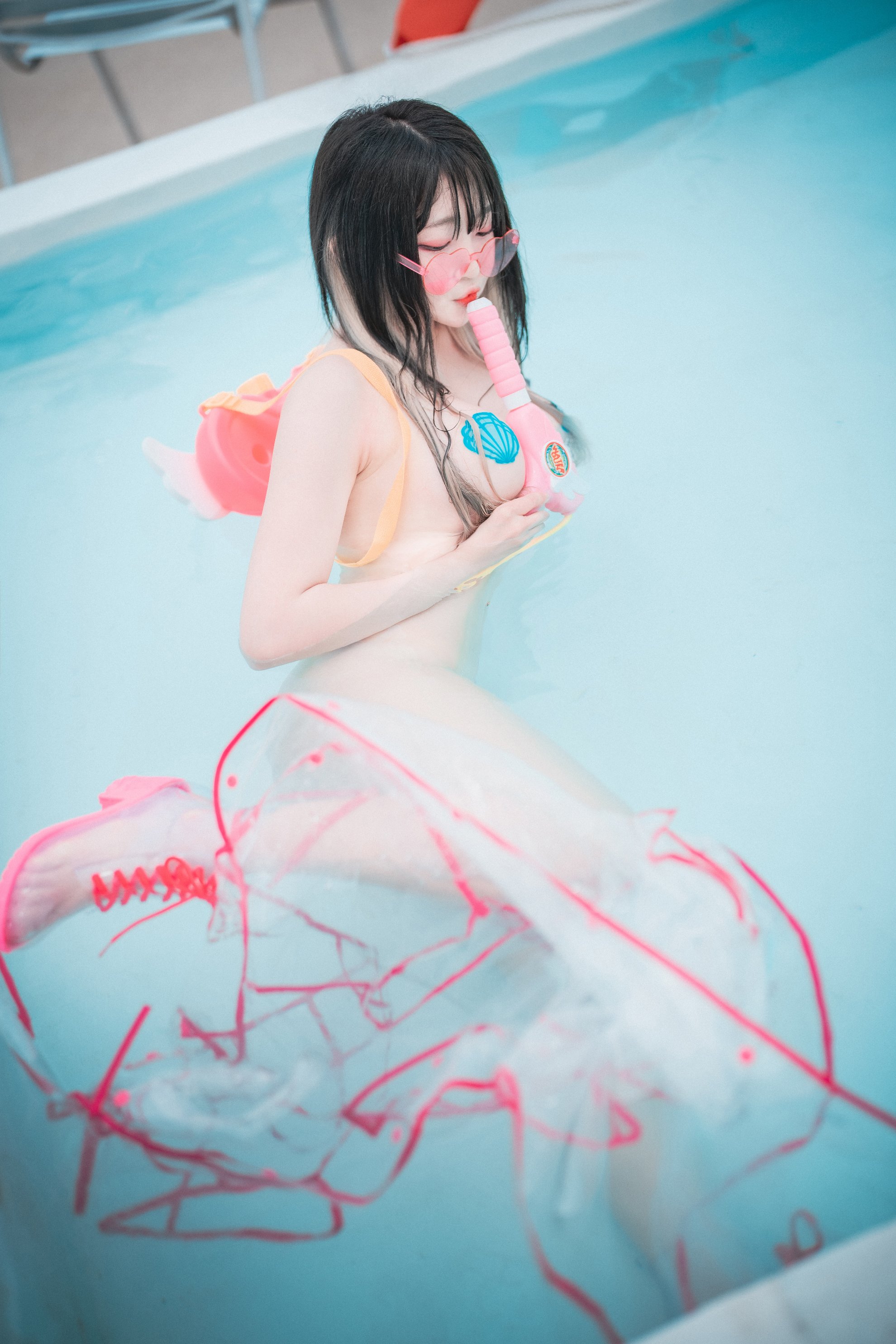 [Djawa] ARAM - Mùa hè bên hồ bơi