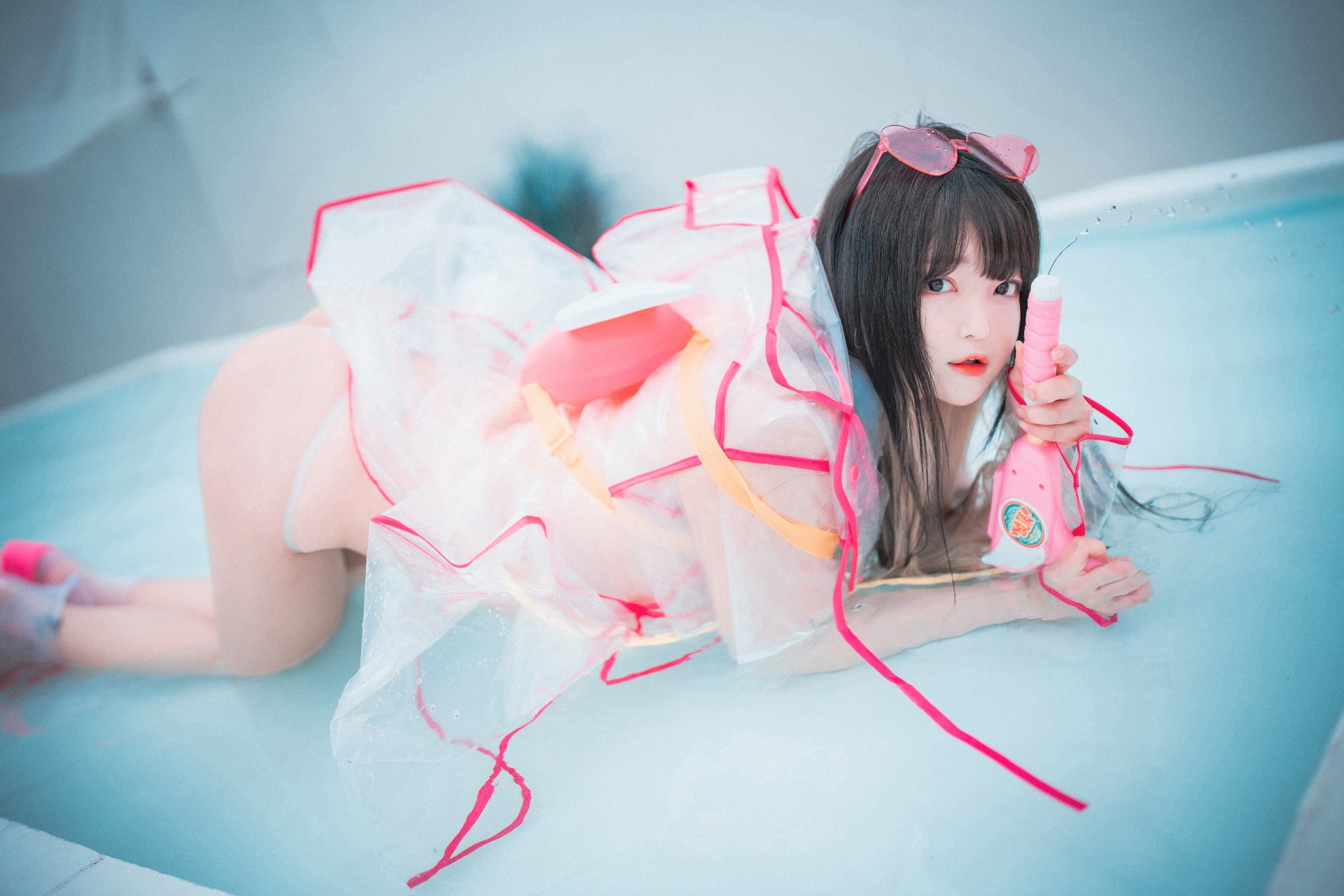 [Djawa] ARAM - Mùa hè bên hồ bơi