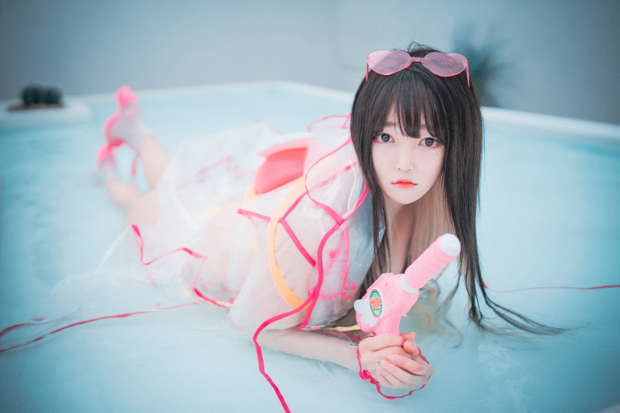 [Djawa] ARAM - Mùa hè bên hồ bơi