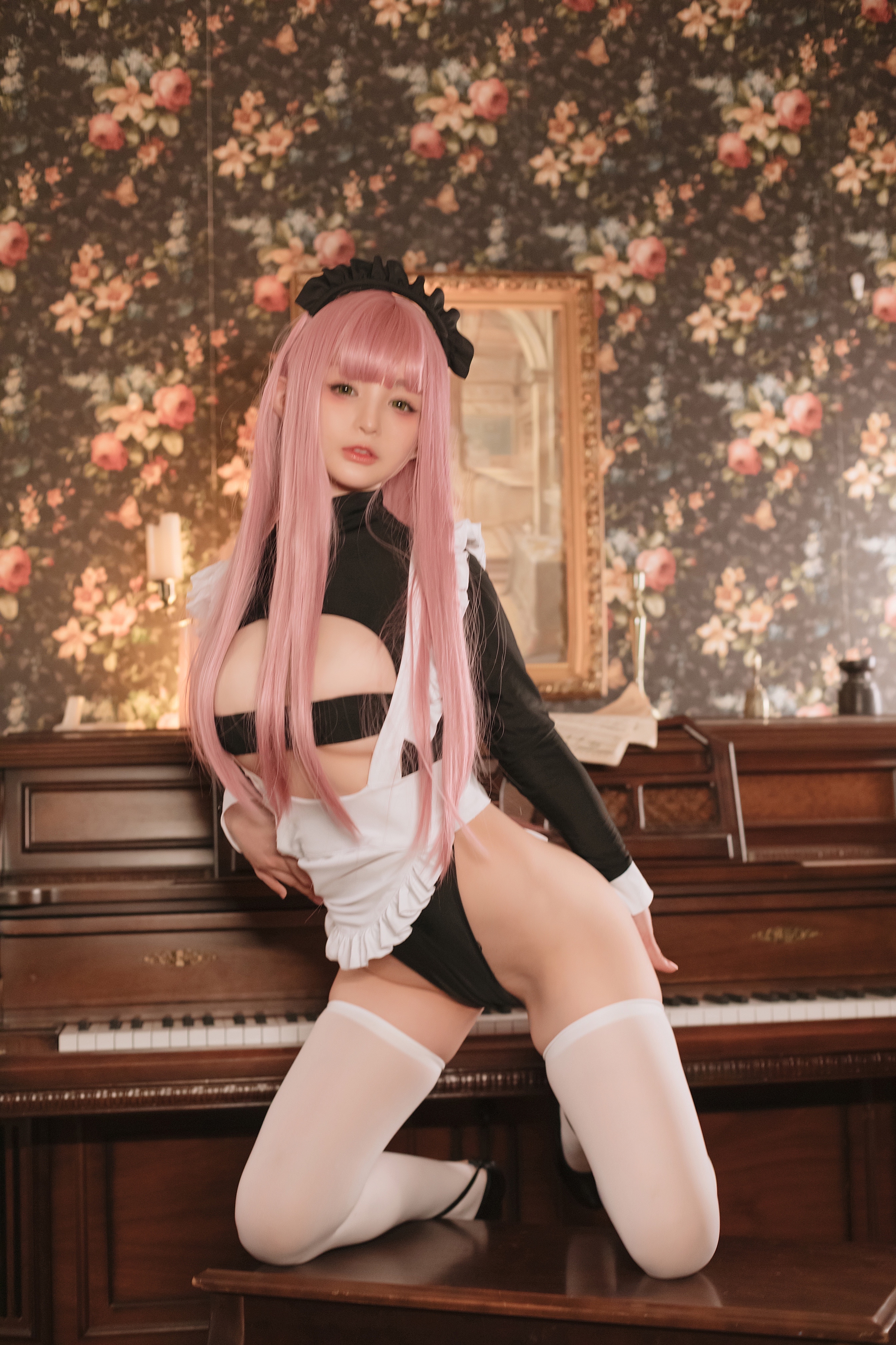 Ningning, shujing - người giúp việc retro