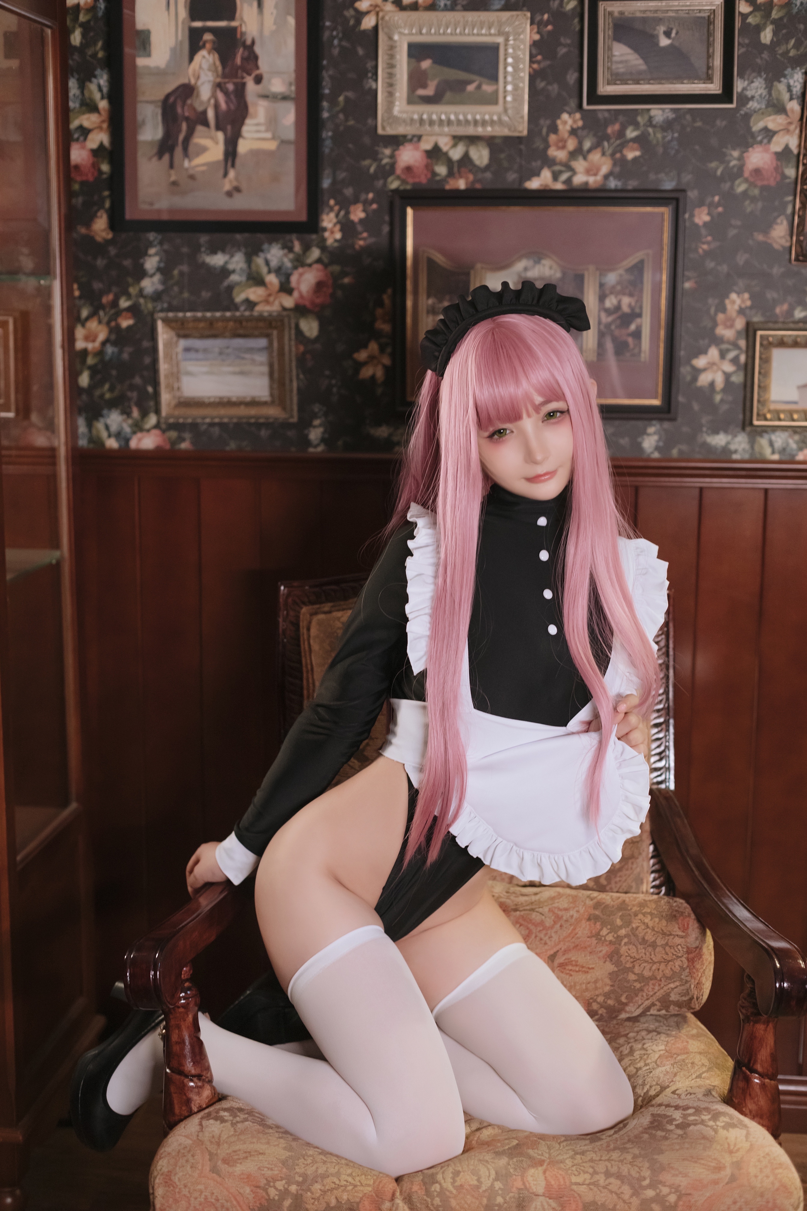 Ningning, shujing - người giúp việc retro