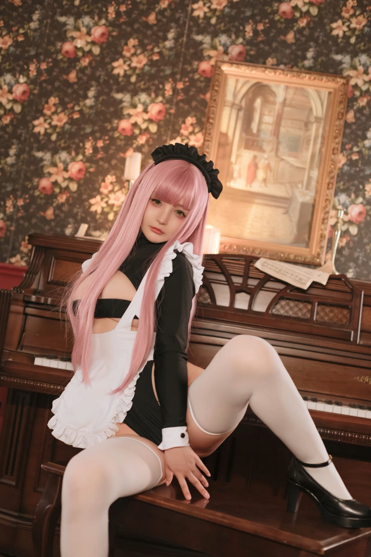 Ningning, shujing - người giúp việc retro