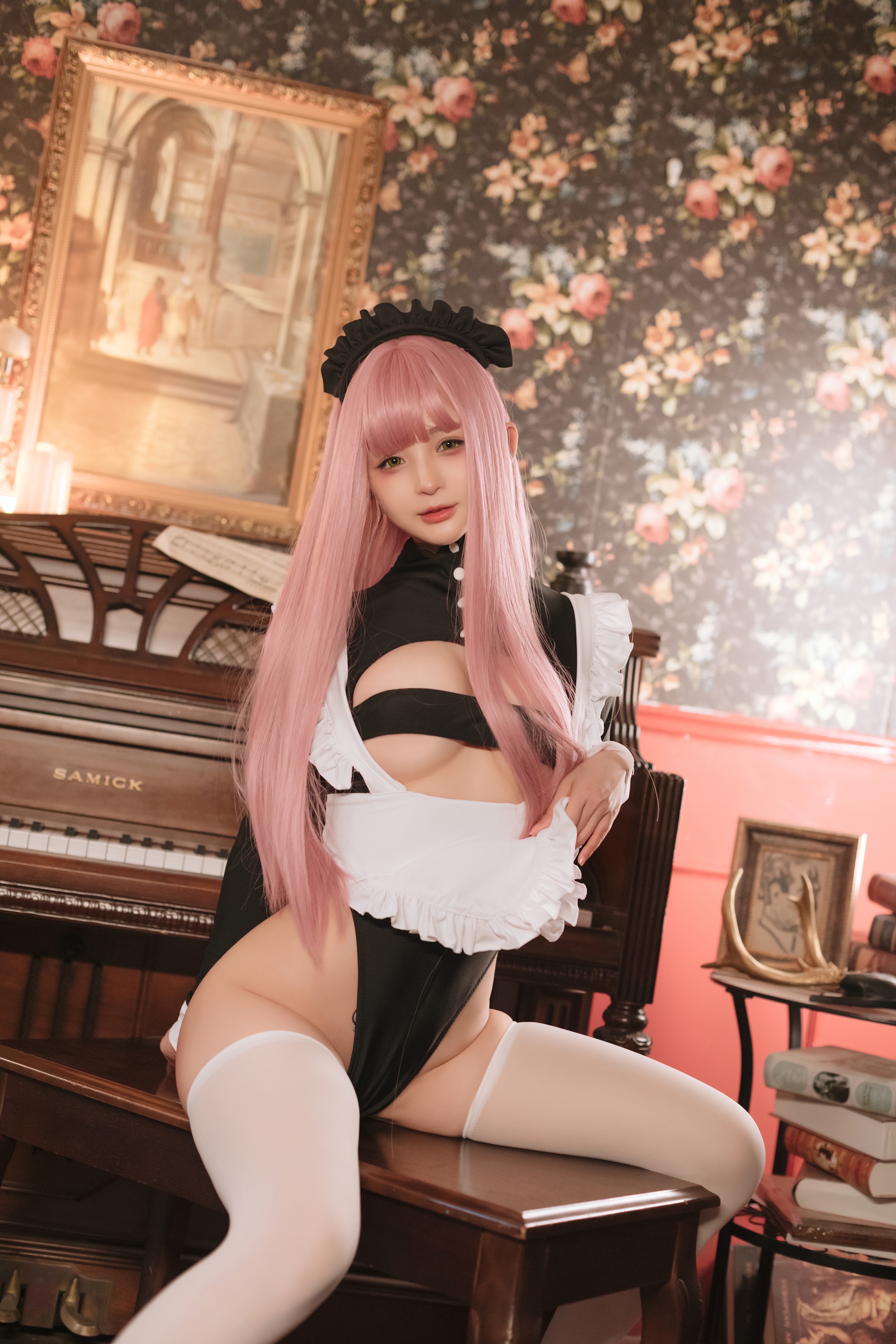 Ningning, shujing - người giúp việc retro