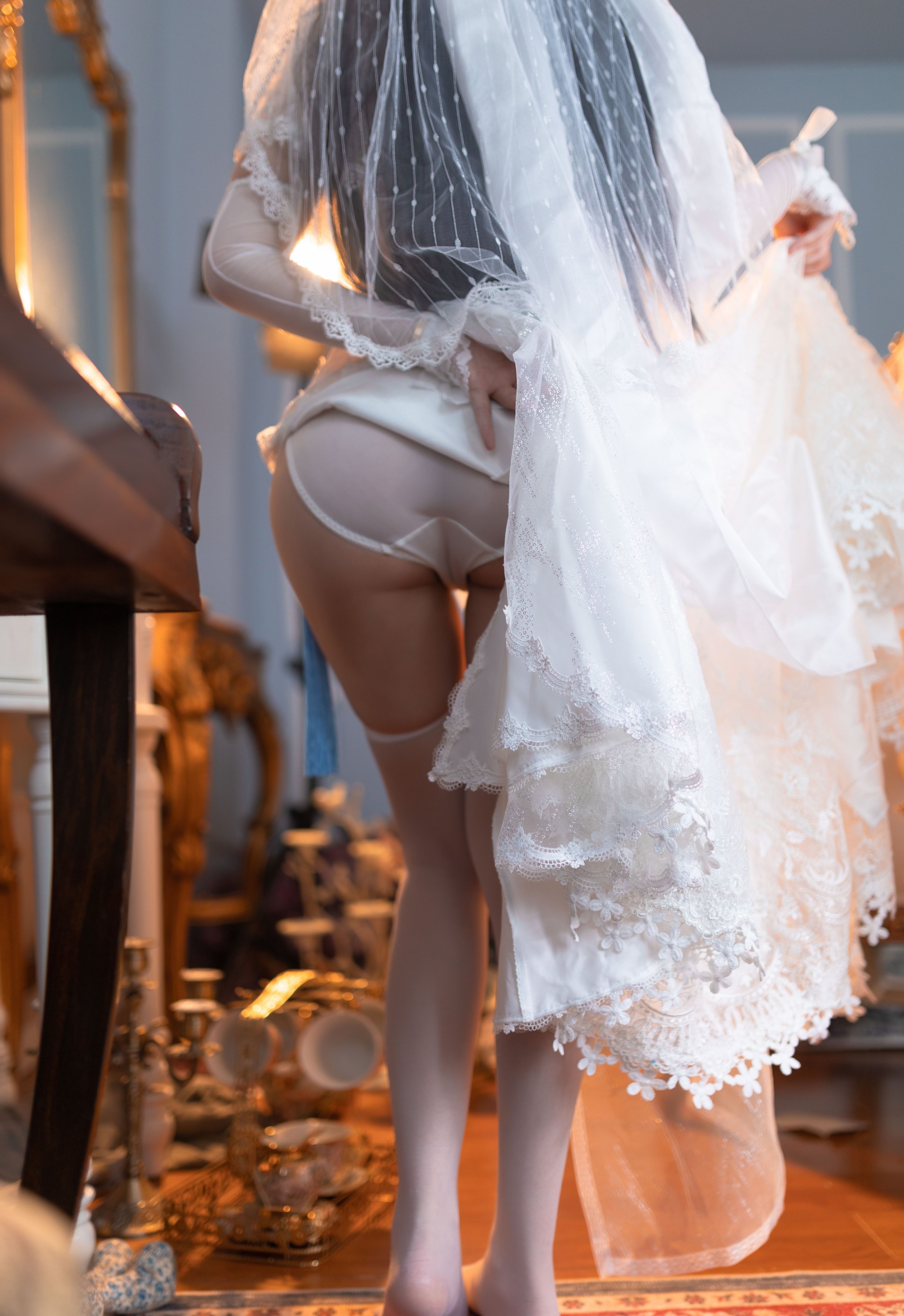 Qianyu - Cô dâu sexy mới cưới của Yaner