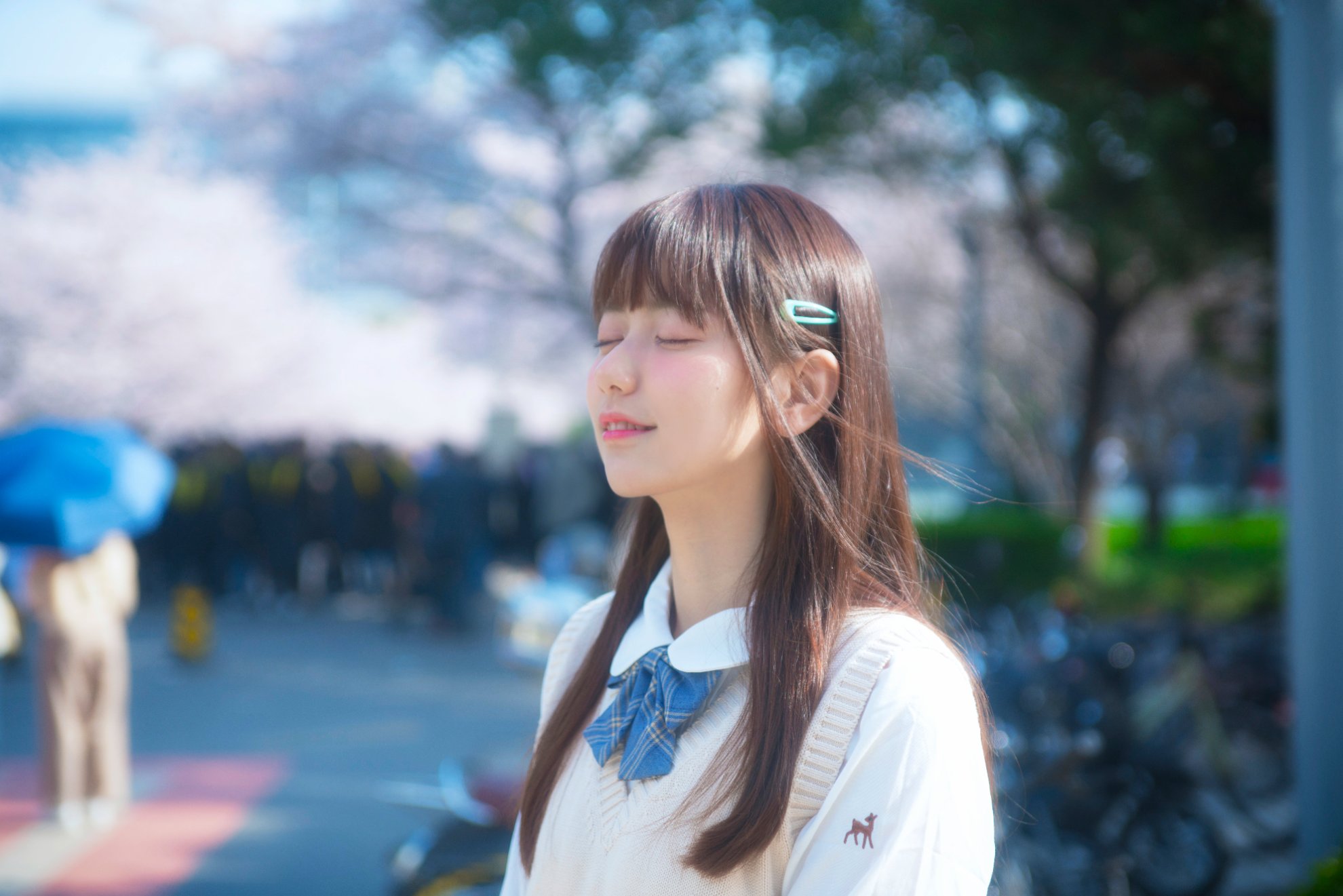 Lu Qing Khánh-Sakura và JK