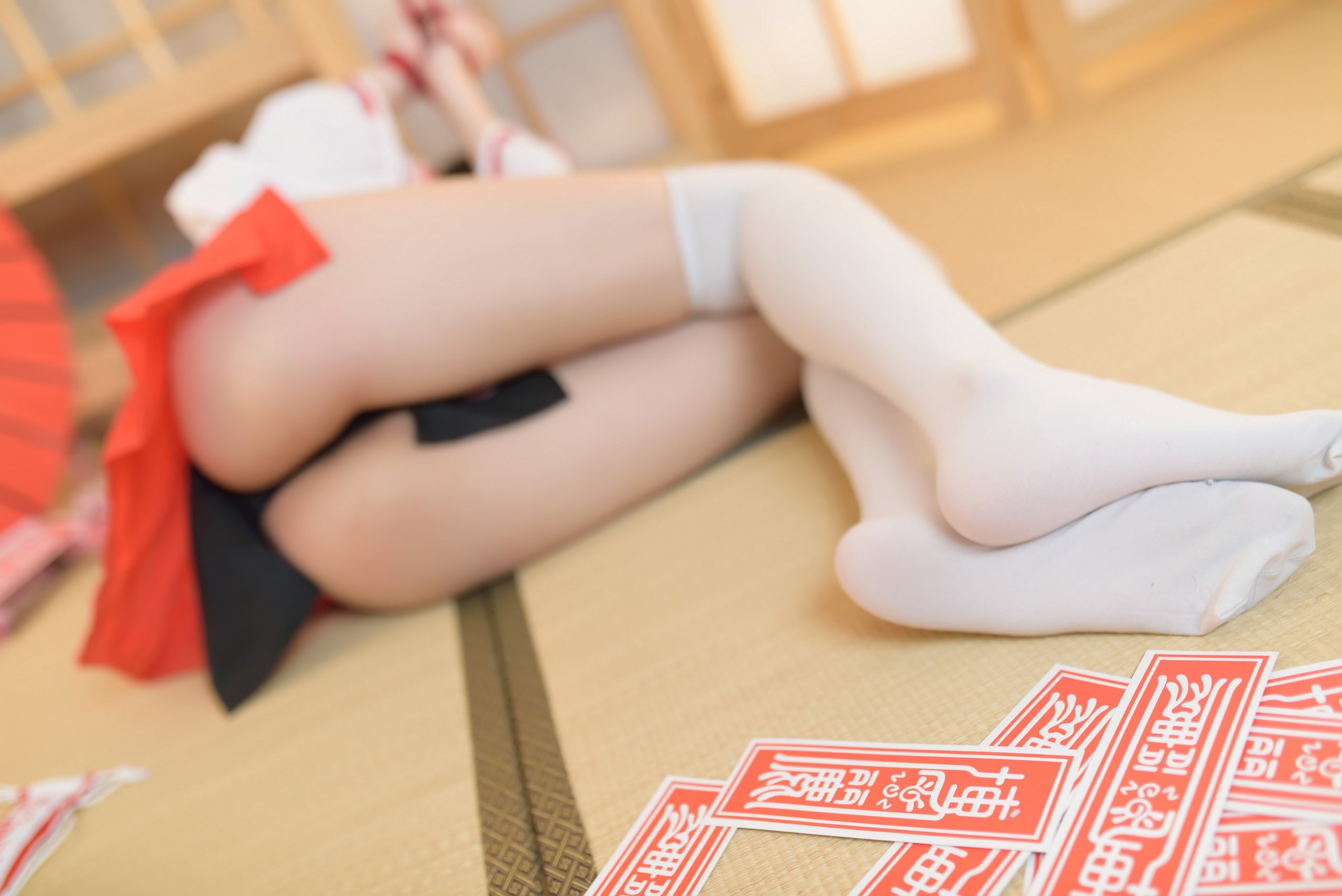 Nagisa Monster Meow - Phù thủy