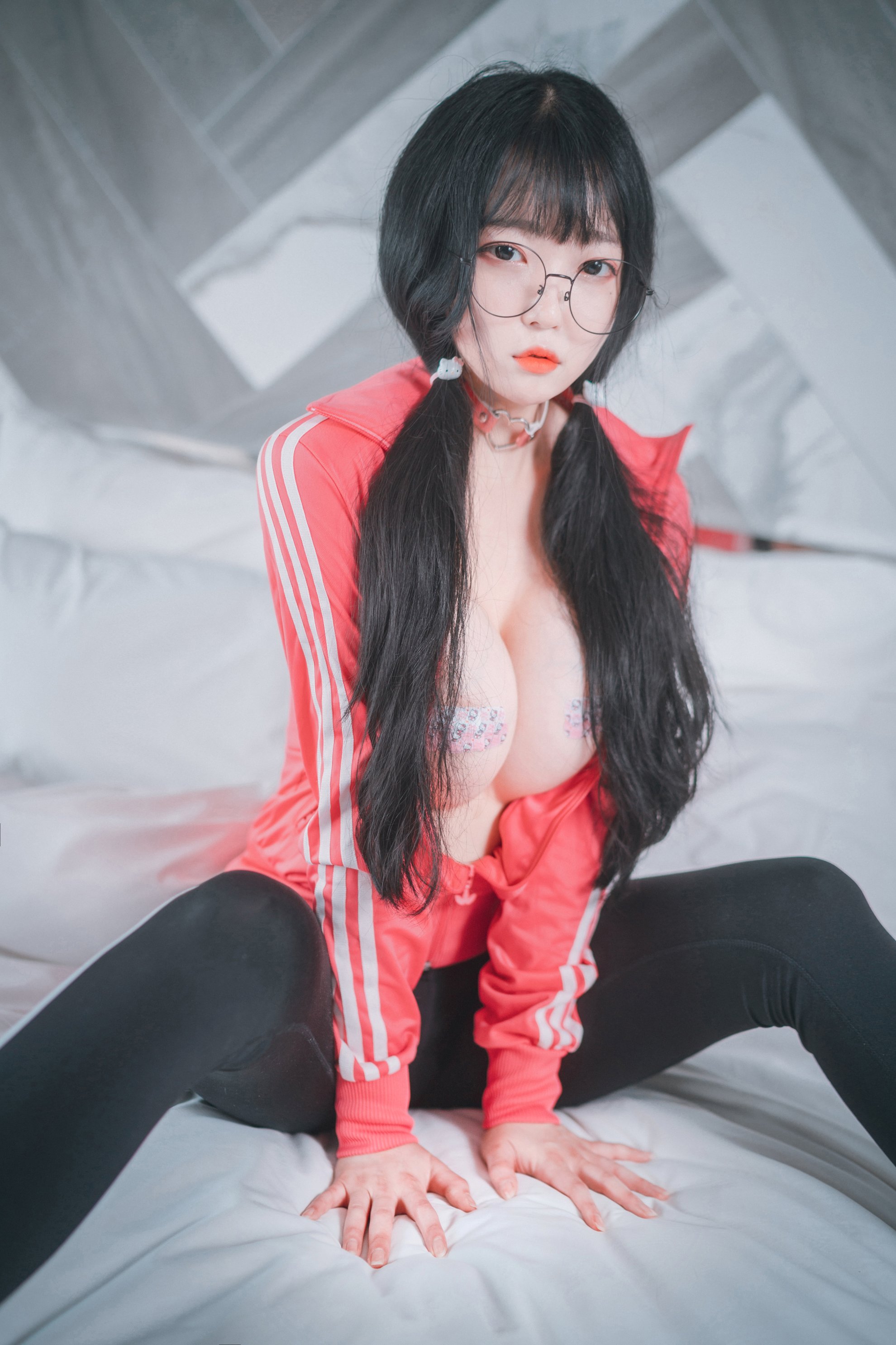 [Djawa] Aram - Áo màu hồng nóng bỏng!