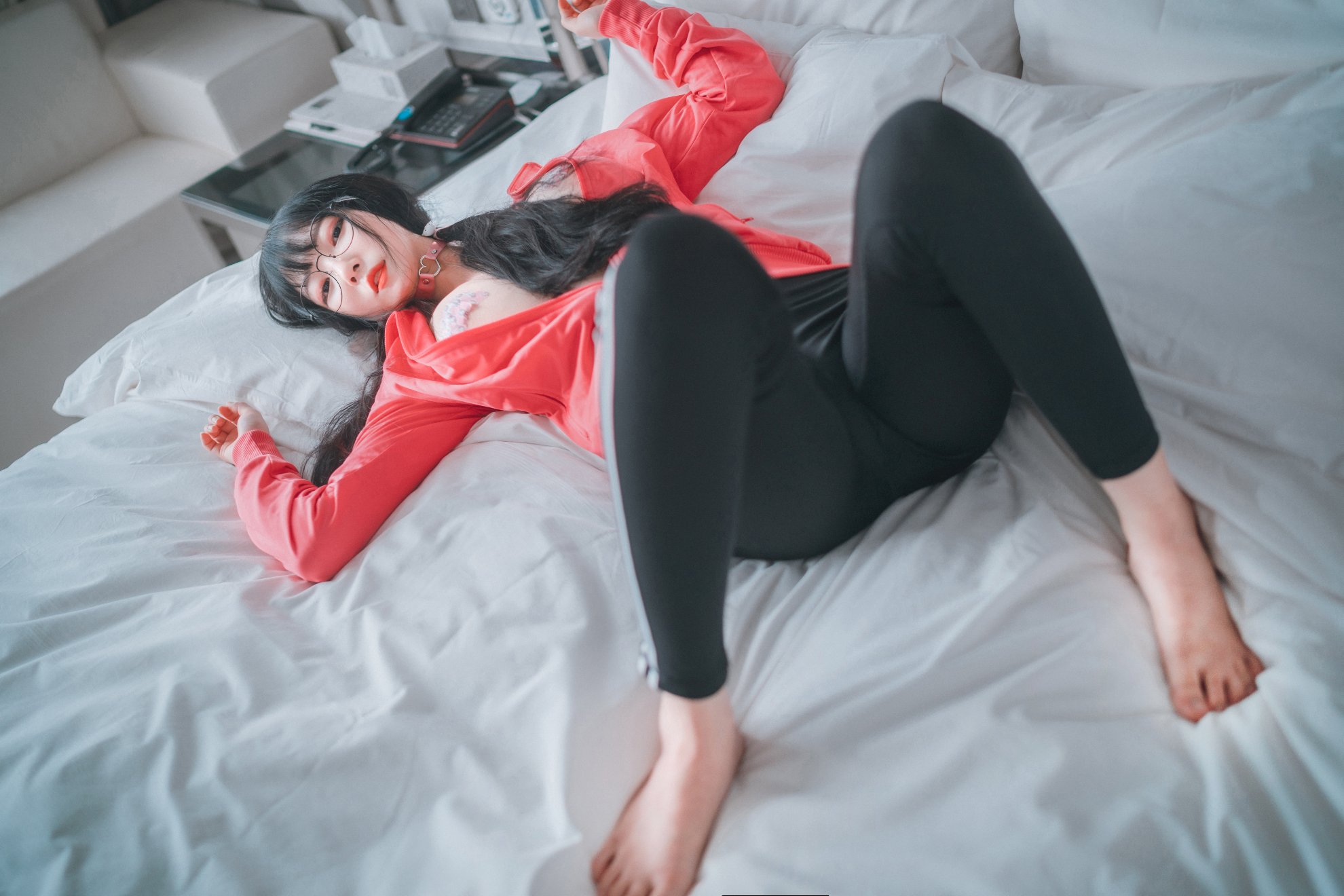 [Djawa] Aram - Áo màu hồng nóng bỏng!