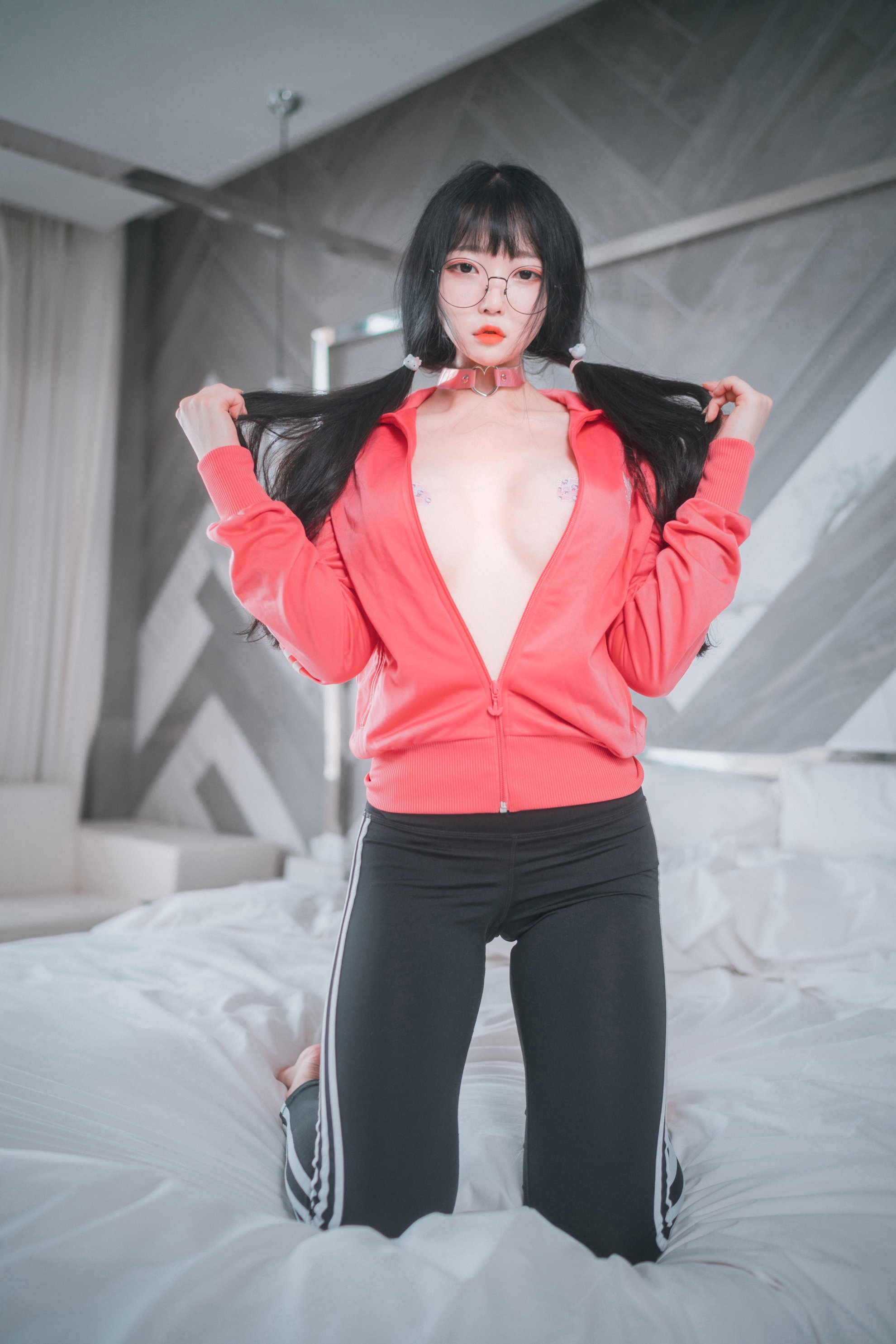 [Djawa] Aram - Áo màu hồng nóng bỏng!